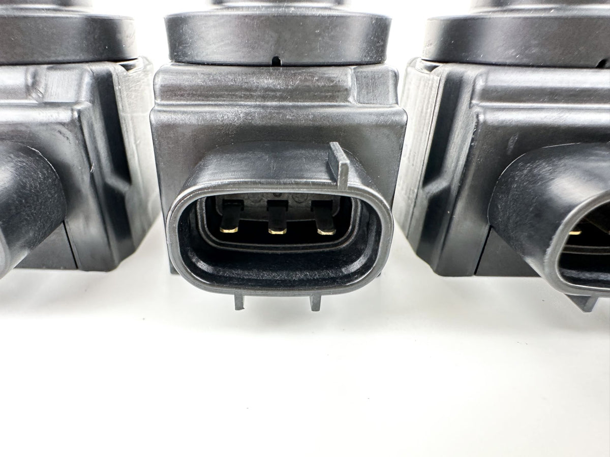 2012 Yamaha 250 HP 4 Stroke Outboard Ignition Coil Set 6CB-82310-00-00 OEM