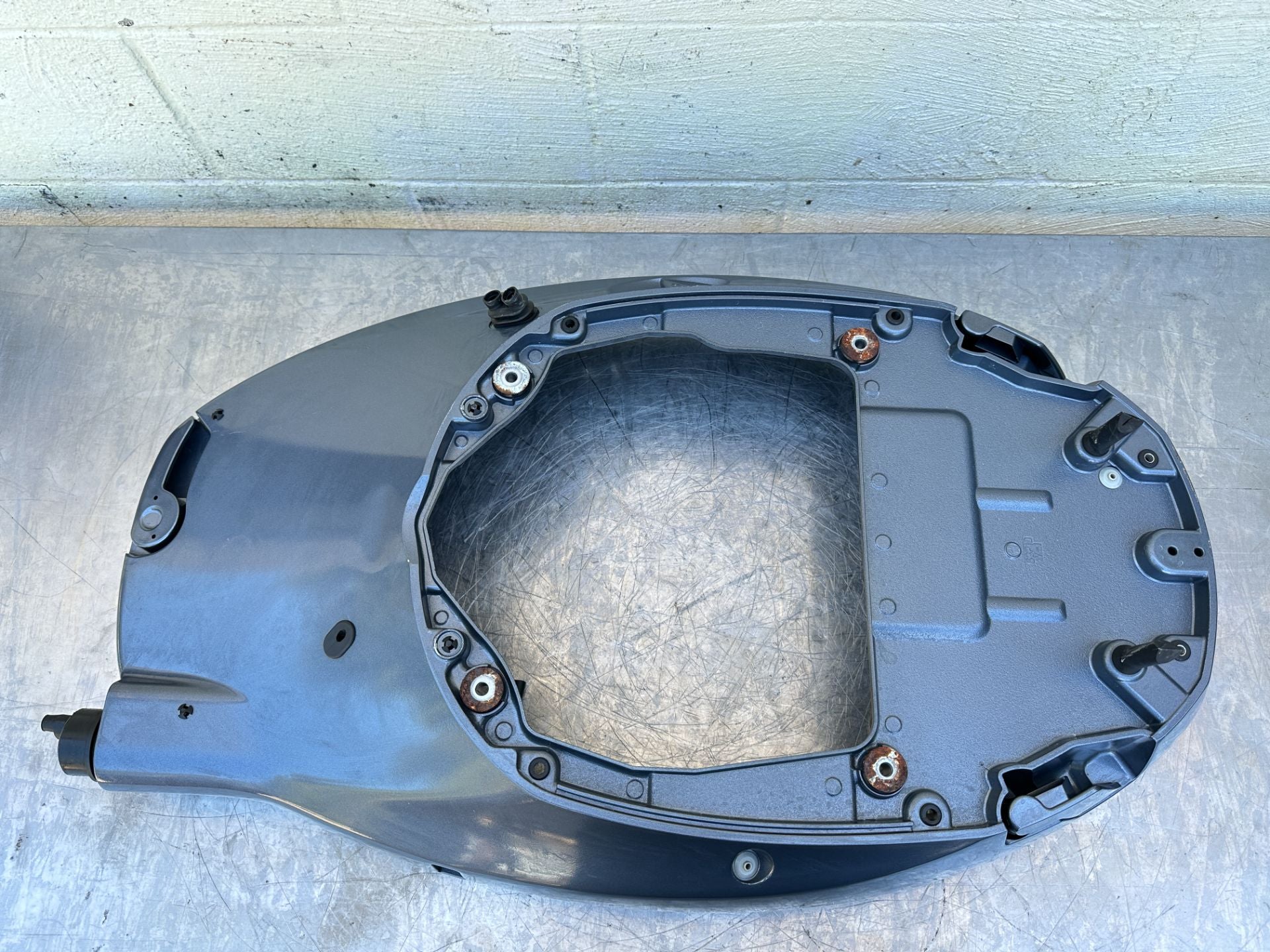2019 Yamaha 150 HP 4 Stroke Outboard Bottom Cowling Pan 63P-42710-10-8D OEM