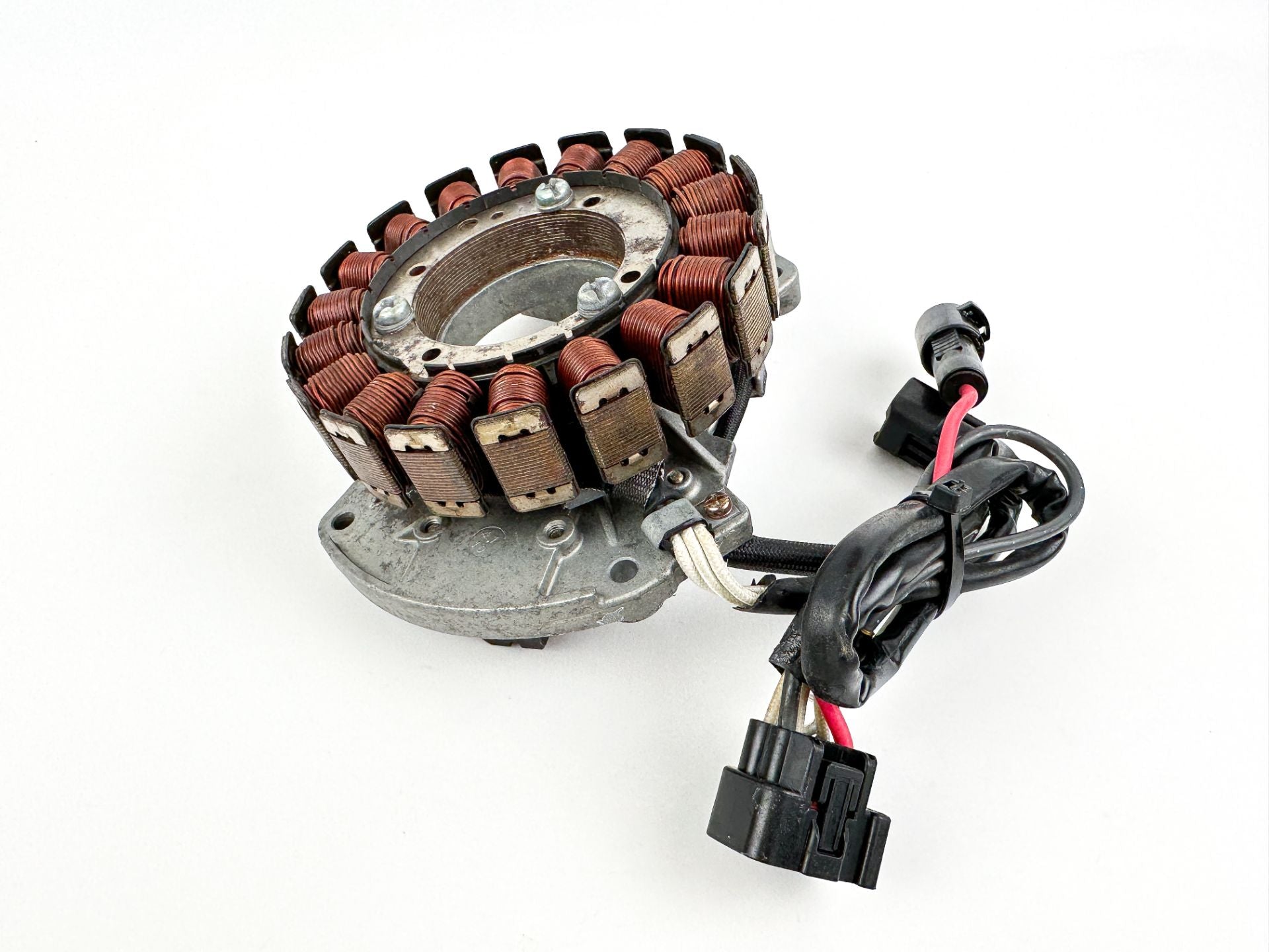 2004 Yamaha 115 HP 4 Stroke Outboard Coil Pulser Base Stator Assembly 68V-81460-00-00 OEM