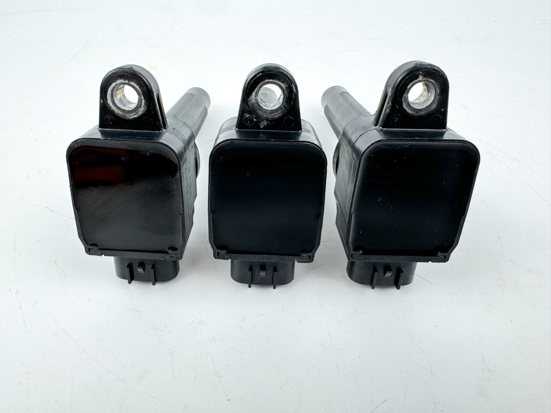 2016 Suzuki 40 HP 4 Stroke Outboard Ignition Coil Set 33410-87L00 OEM