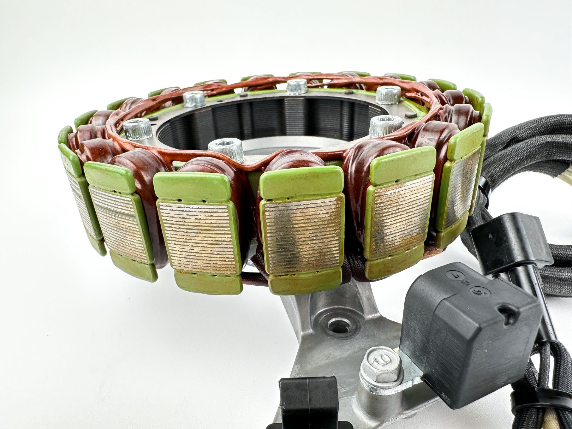 2016 Yamaha 115 HP 4 Stroke Outboard Coil Pulser Base Stator Assembly 6EK-81410-00-00 Tested