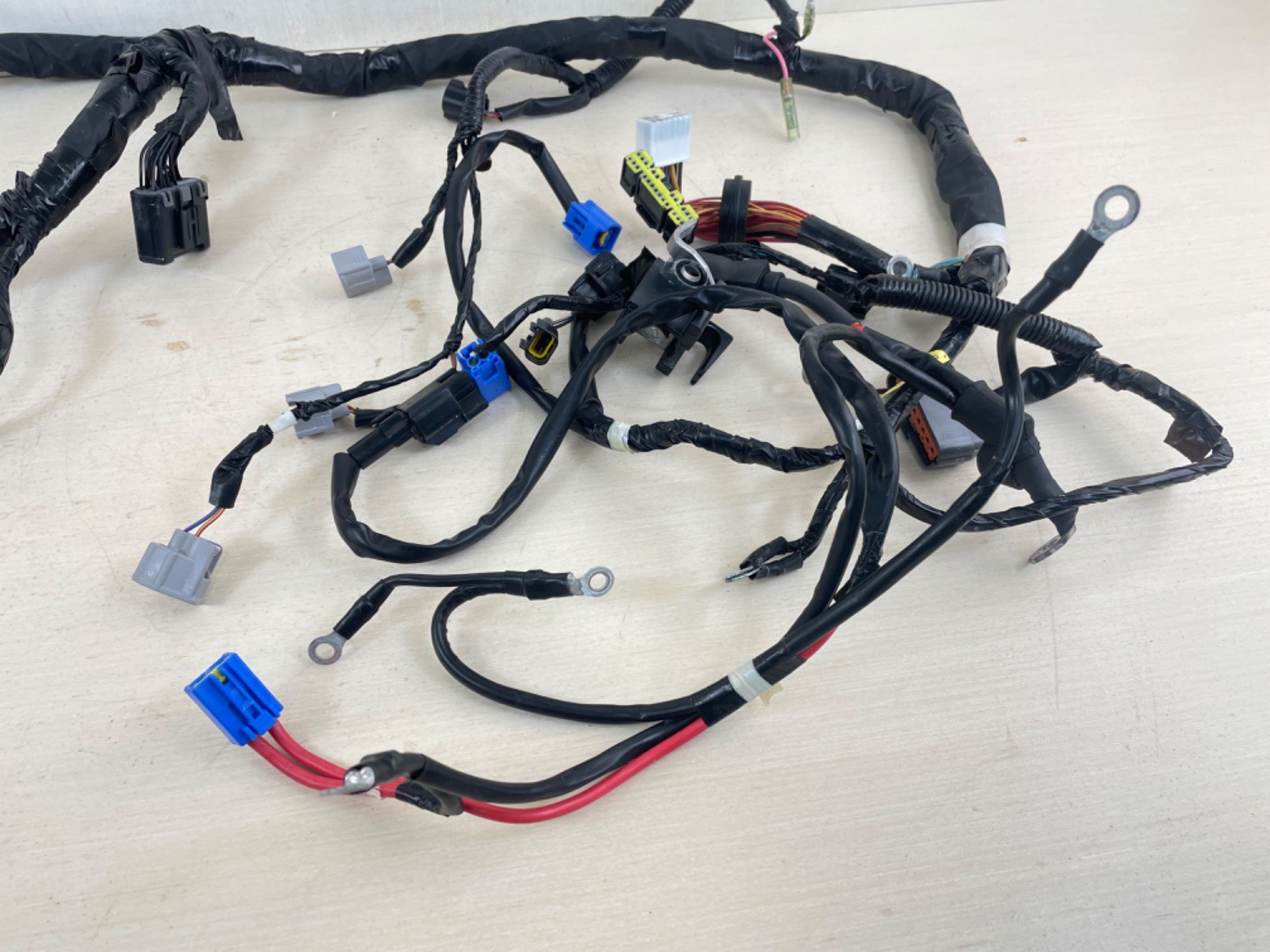 2008 Yamaha 250HP 3.3L 4 Stroke Outboard Engine Wiring Harness 6P2-82590-31-00