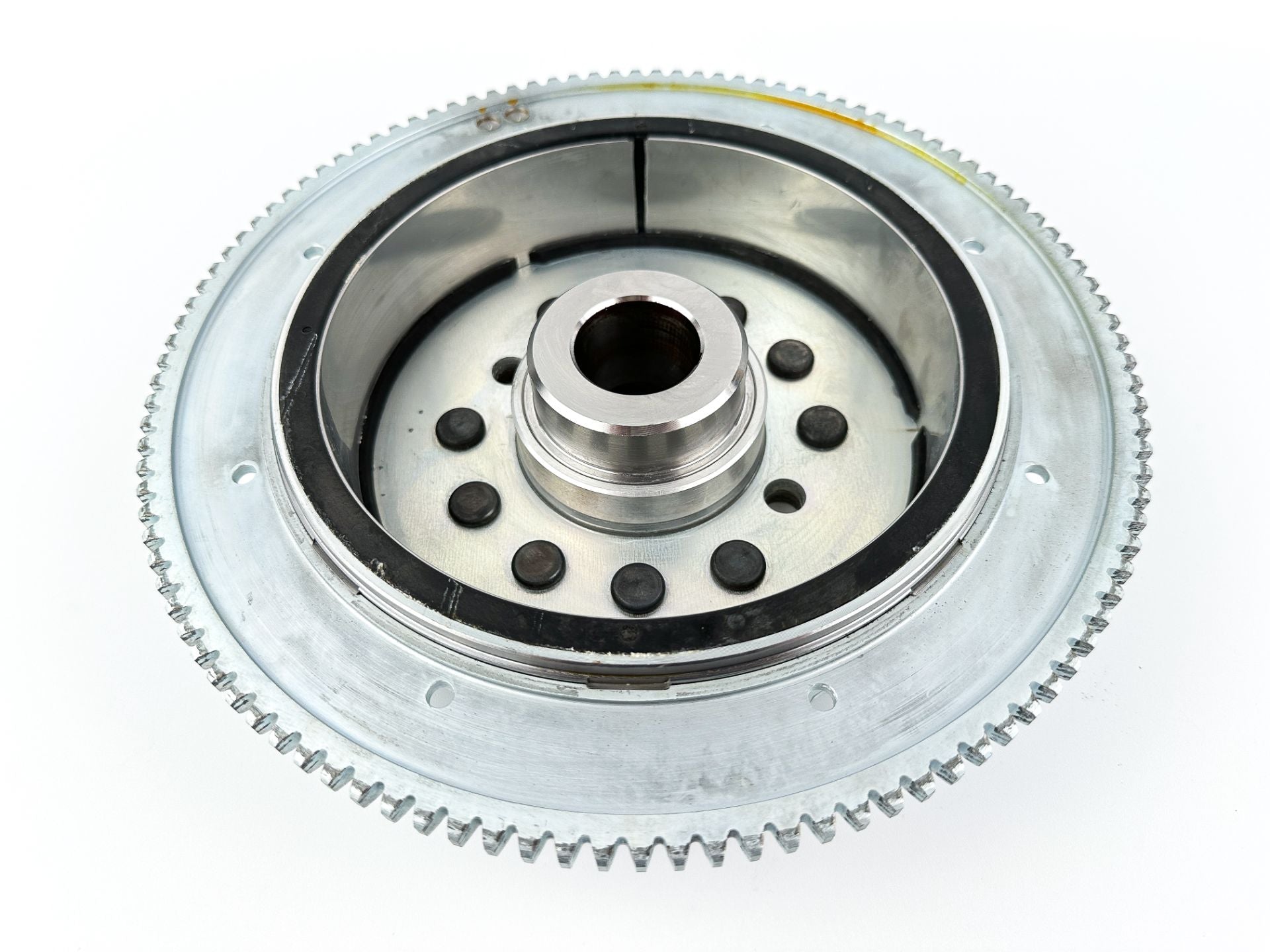 2009 Yamaha 225 HP 2 Stroke Outboard Flywheel Rotor 60V-81450-00-00 OEM