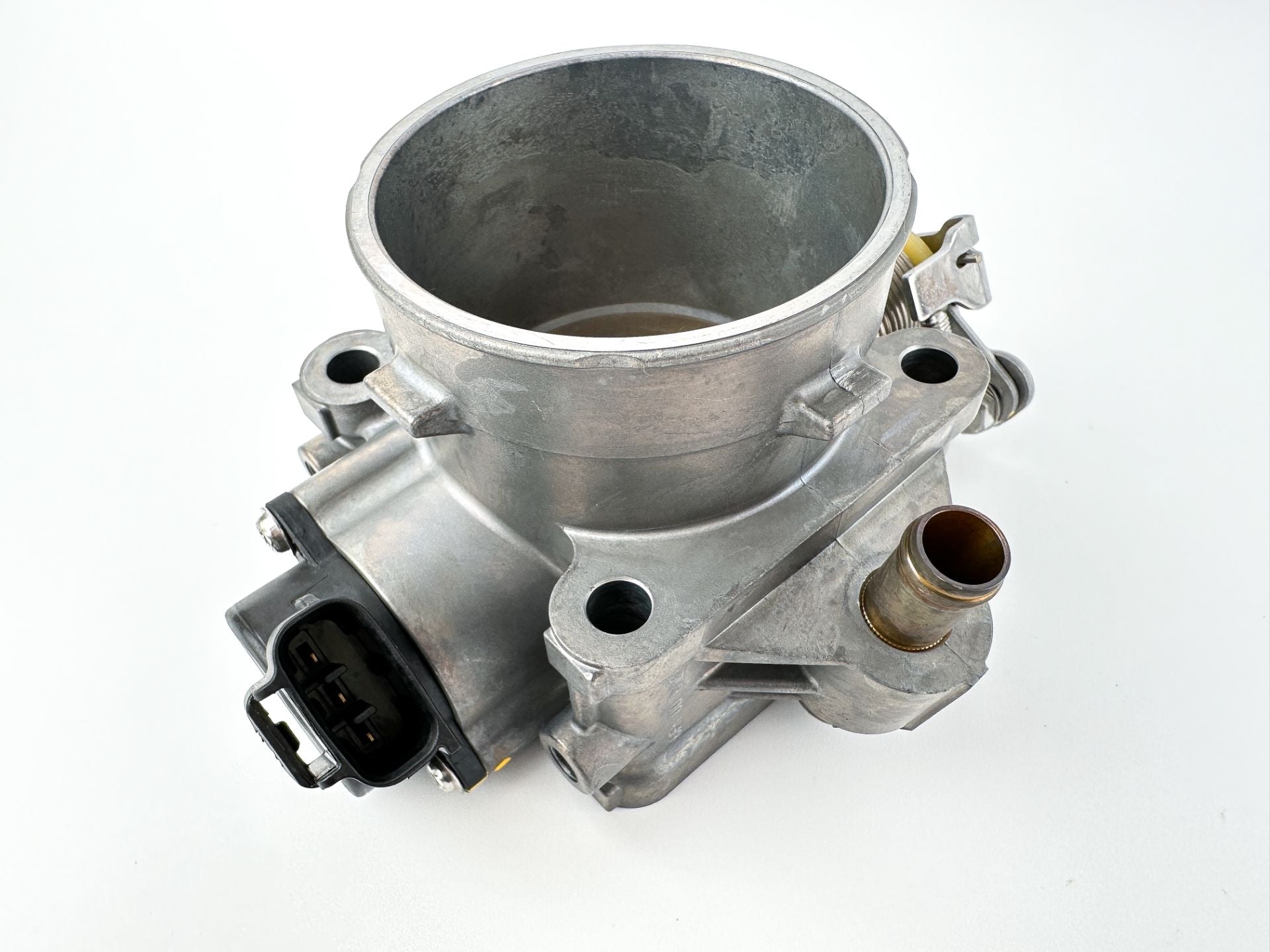 2016 Yamaha 115 HP 4 Stroke Outboard Throttle Body Assembly 6EK-13751-00-00 OEM