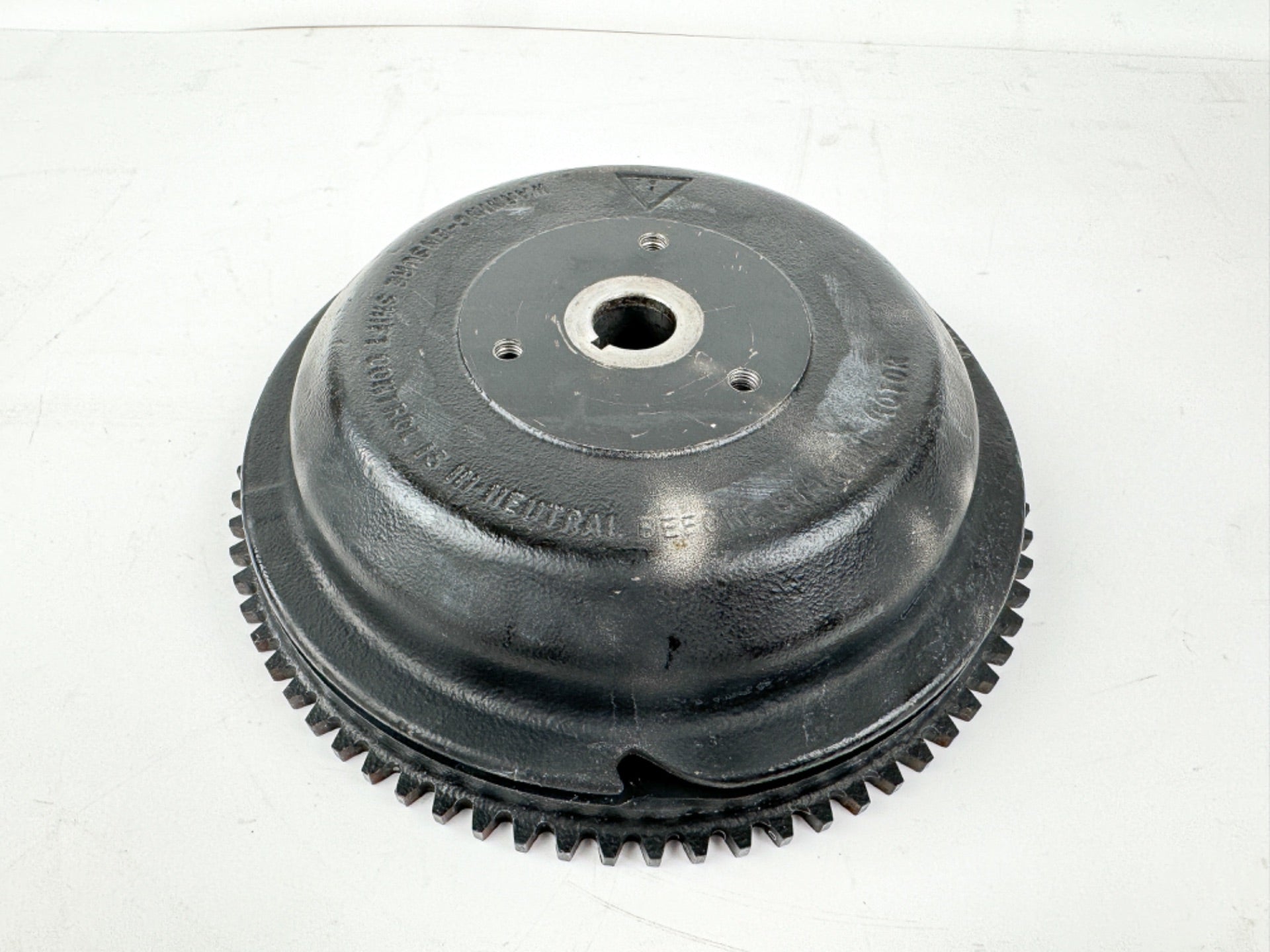 1996 Evinrude 50 HP 2 Stroke Outboard Flywheel 0585190 OEM