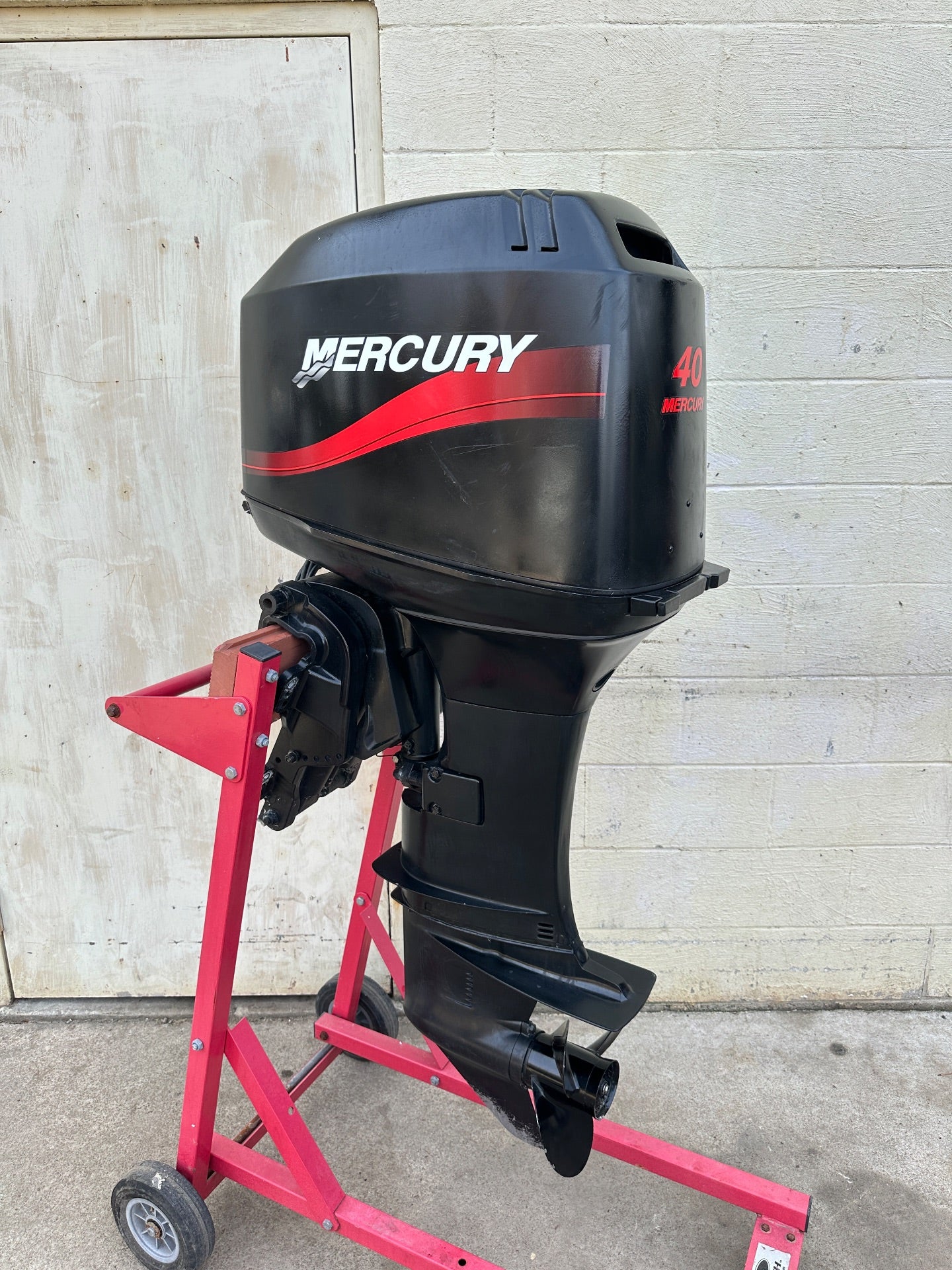 2004 Mercury 40HP 2 Stroke 3 Cylinder Outboard Engine 20" Shaft