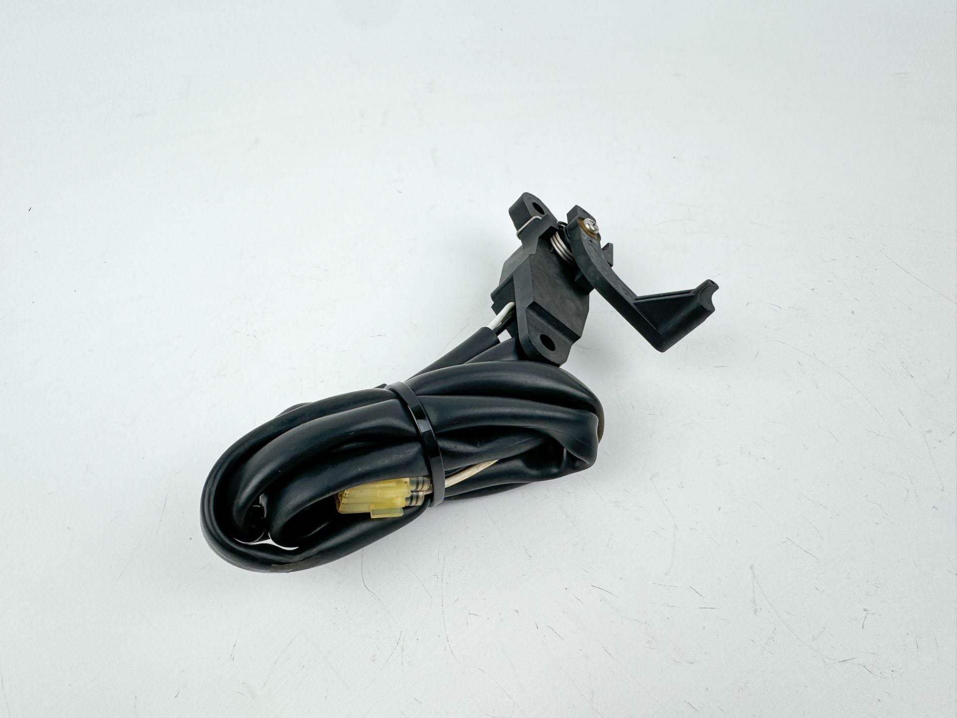 2005 Suzuki DF140 140HP 4 Stroke Outboard Trim Sender Sending Unit 2 Wire 34804-99E00