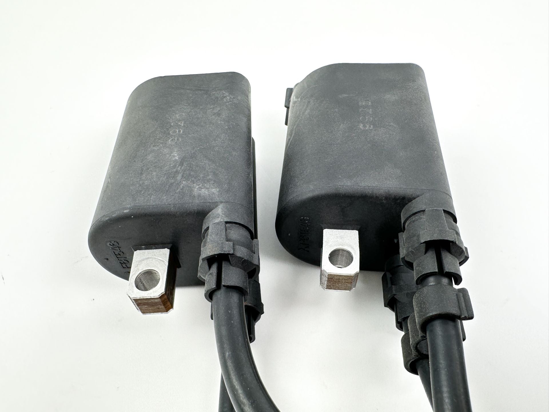 2000 Suzuki 70 HP 4 Stroke Outboard Ignition Coil Set 33420-99E00 Tested