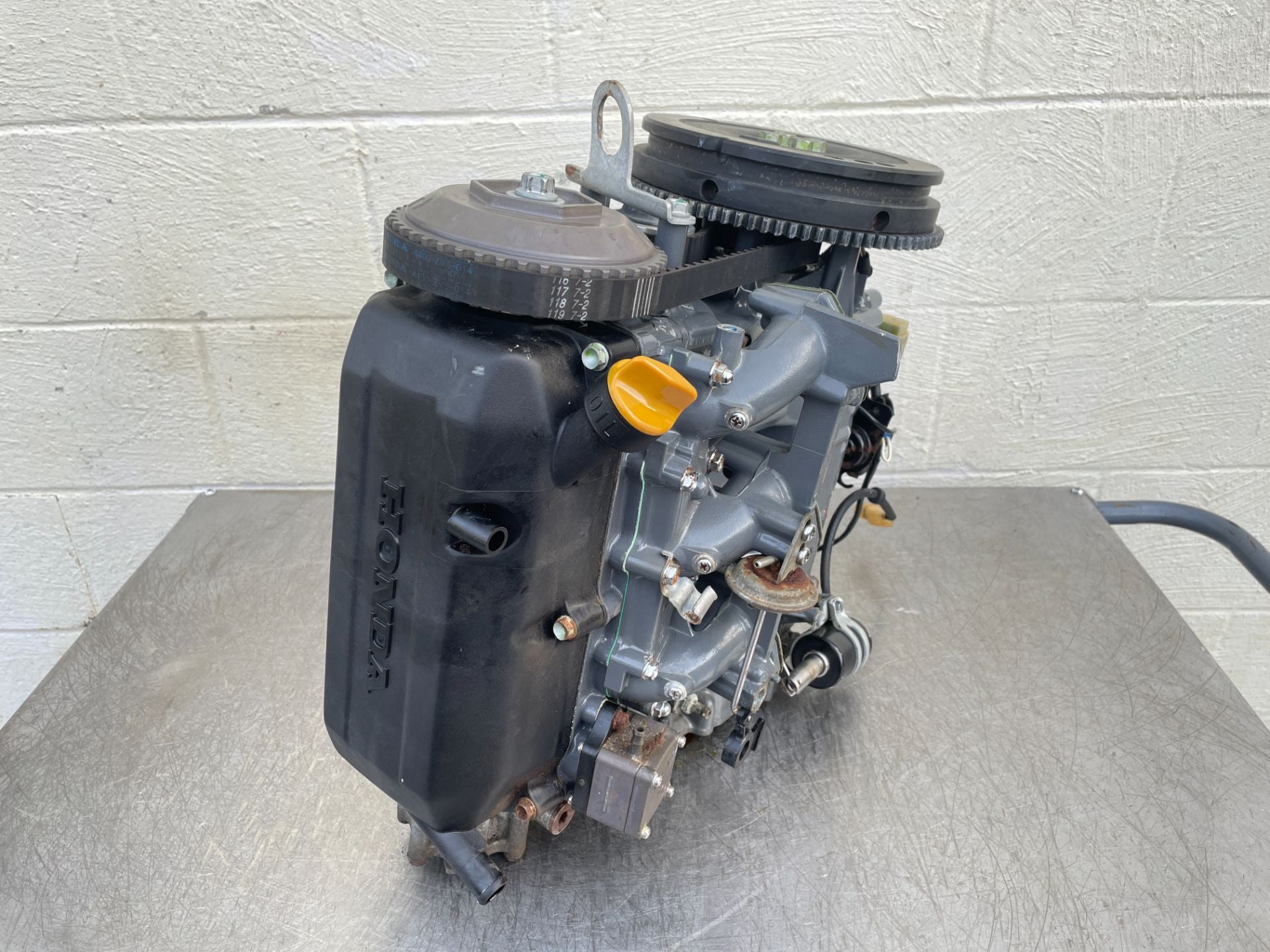 2007 Honda 50 HP 4 Stroke Outboard Powerhead 12000-ZW4-405ZA OEM