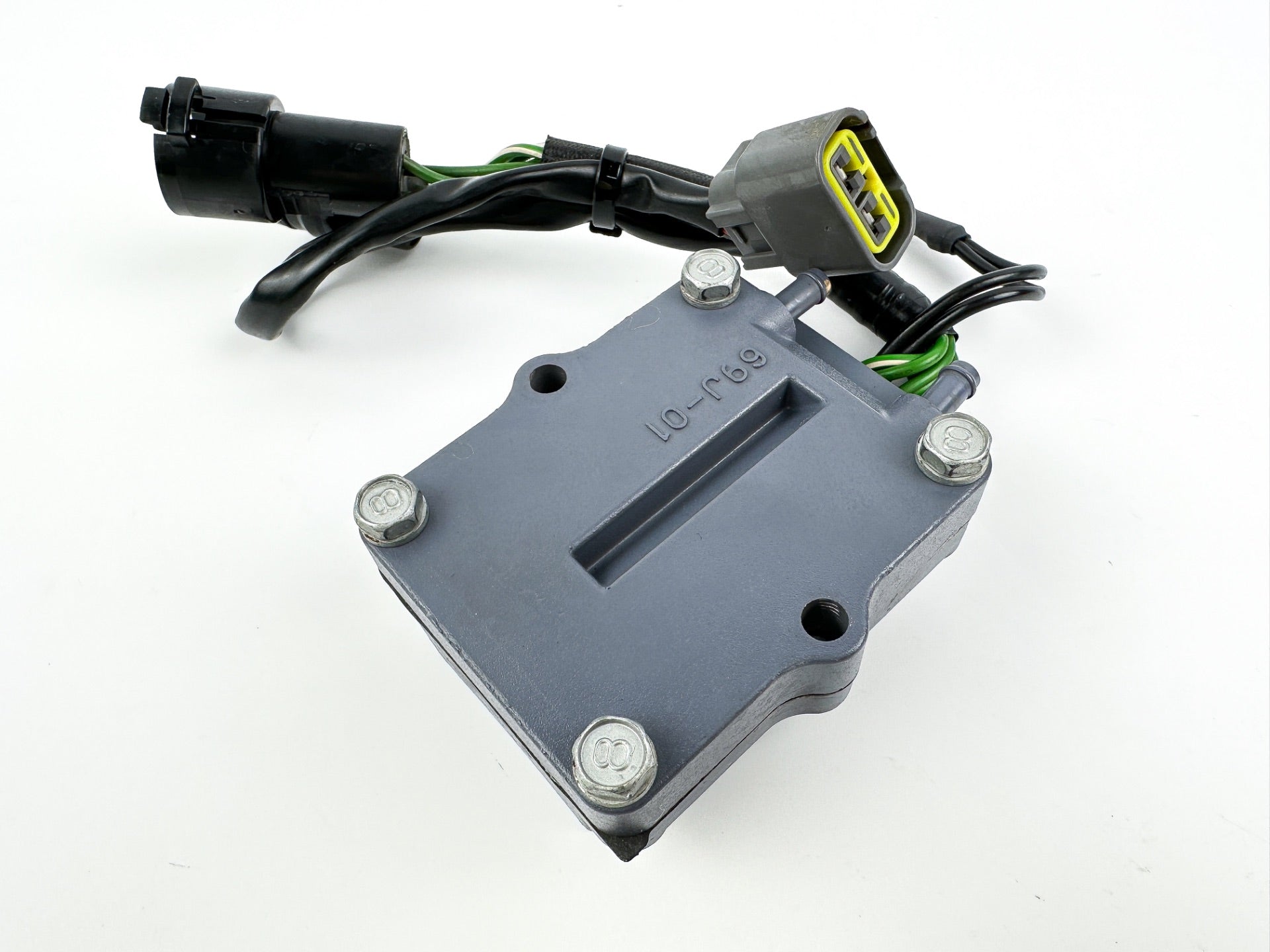 2003 Yamaha 225 HP 4 Stroke Outboard Rectifier & Regulator 69J-81960-10-00 OEM