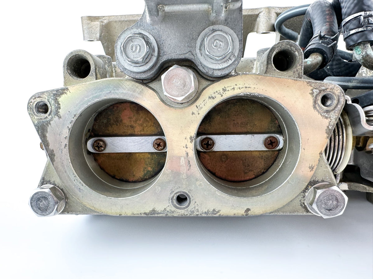 2002 Yamaha 115 HP 4 Stroke Outboard Intake Manifold & Throttle Body 68V-13751-01-00 OEM