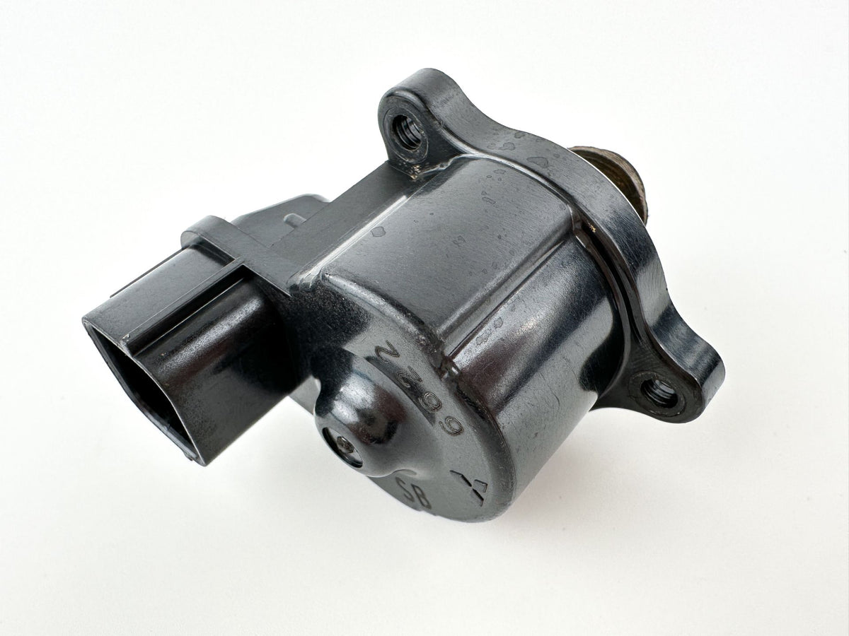 2007 Suzuki 175 HP 4 Stroke Outboard IAC Idle Air Control Valve 18137-52D00 OEM