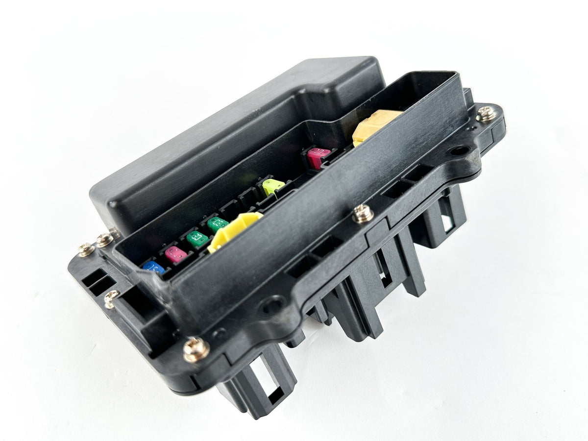 2014 Yamaha 200 HP 4 Stroke Outboard Fuse Box 6DA-82170-00-00 OEM