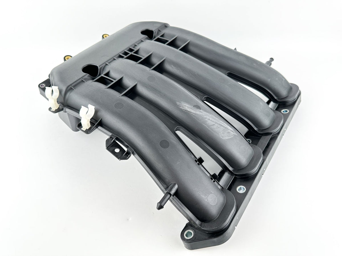2013 Yamaha 350 HP 4 Stroke Outboard Intake Manifold Set 6AW-13641-10-00 OEM
