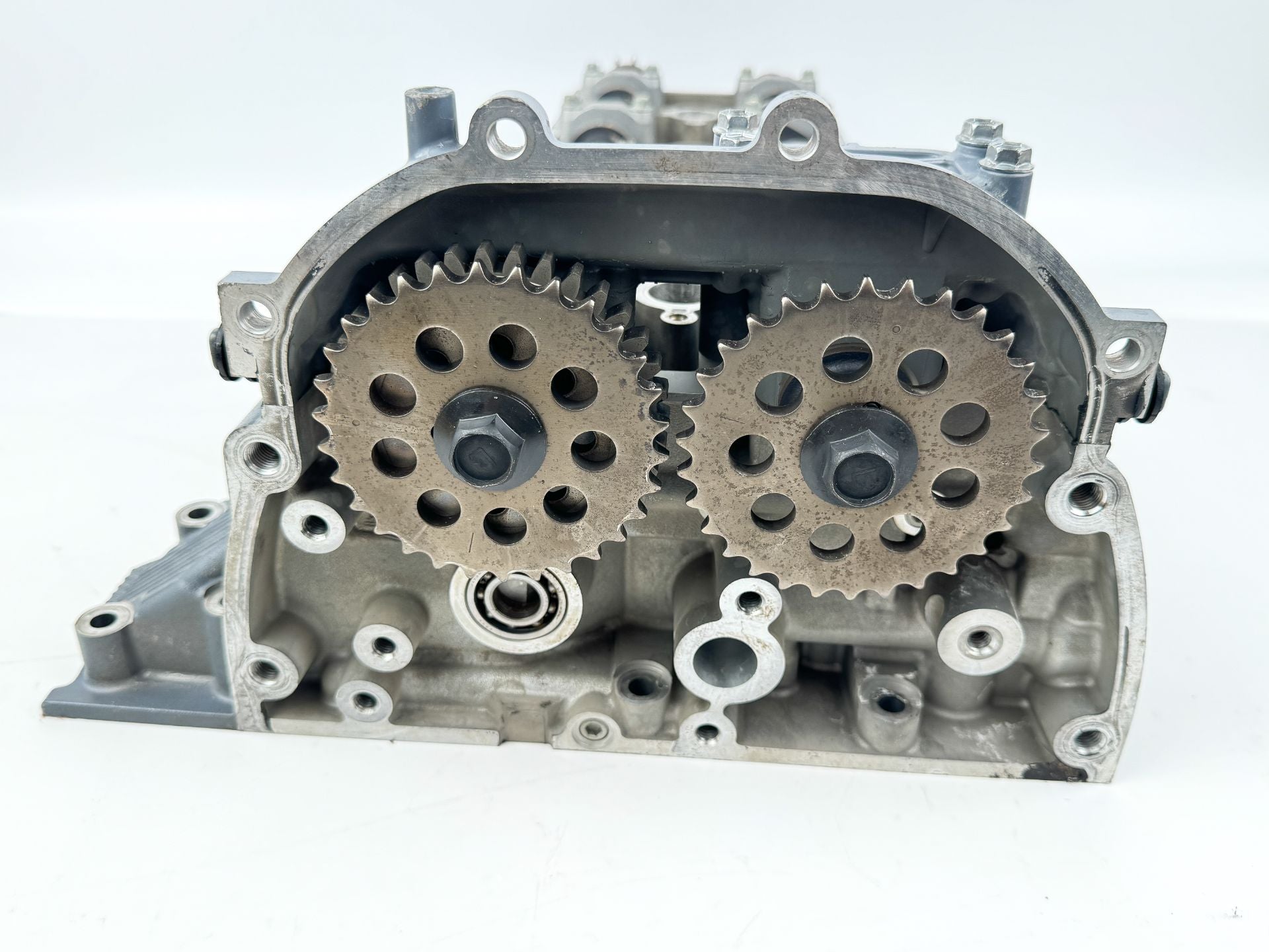 2018 Suzuki 150 HP 4 Stroke Outboard Cylinder Head 11101-96J02 OEM