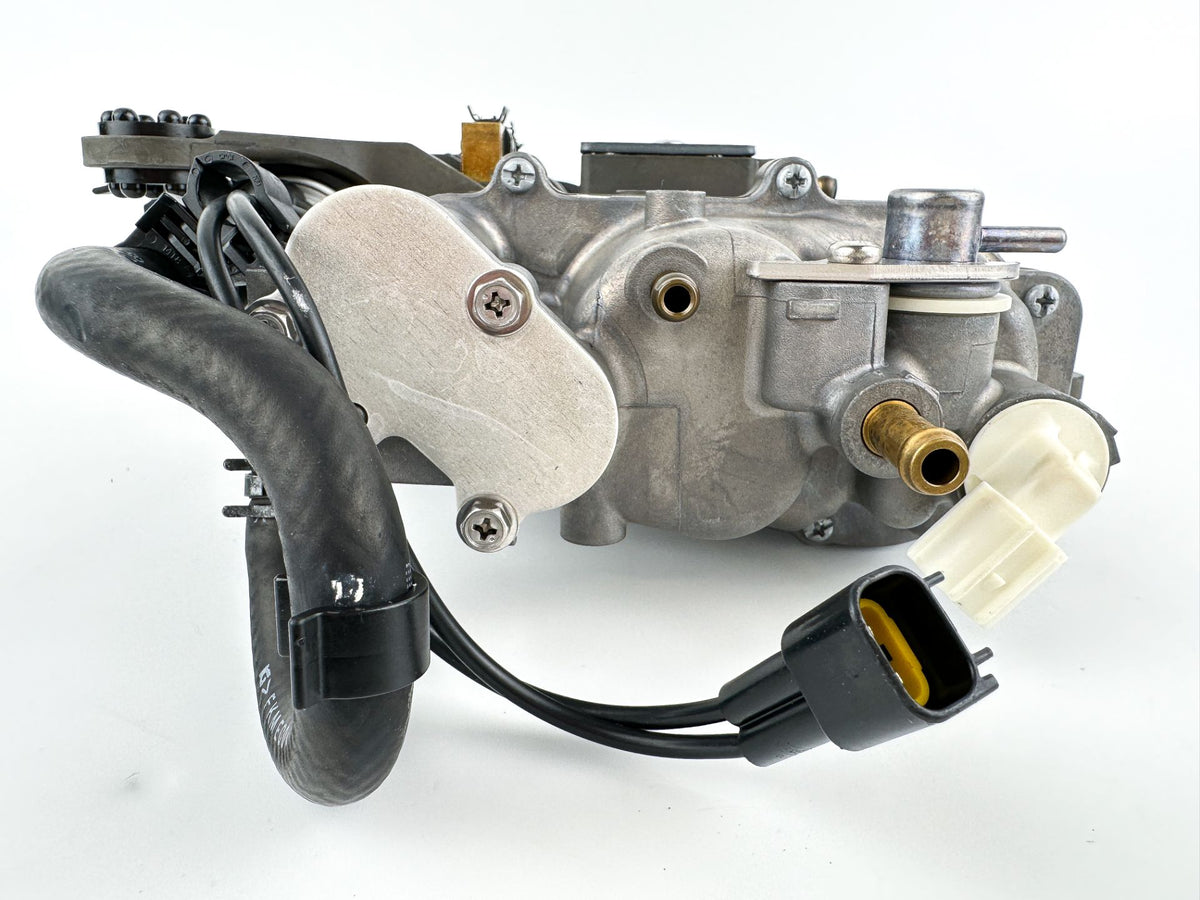 2012 Yamaha 250 HP 4 Stroke Outboard VST Float Chamber Assembly 6CB-14180-03-00 OEM
