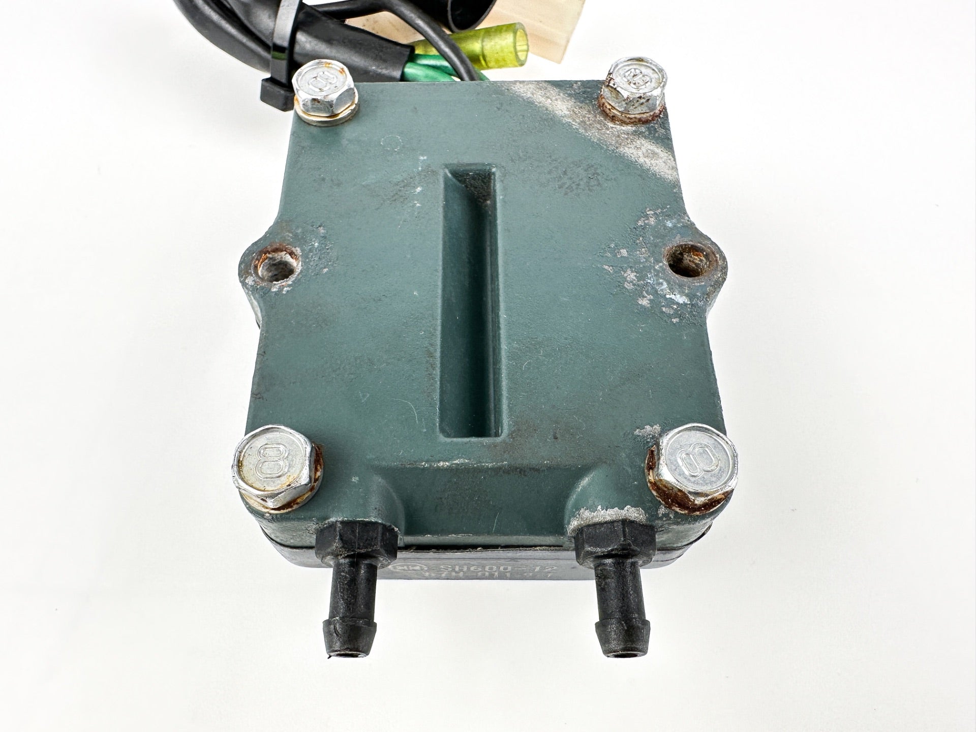 2001 Yamaha 200 HP 2 Stroke Outboard Rectifier & Regulator 67H-81960-00-00 OEM