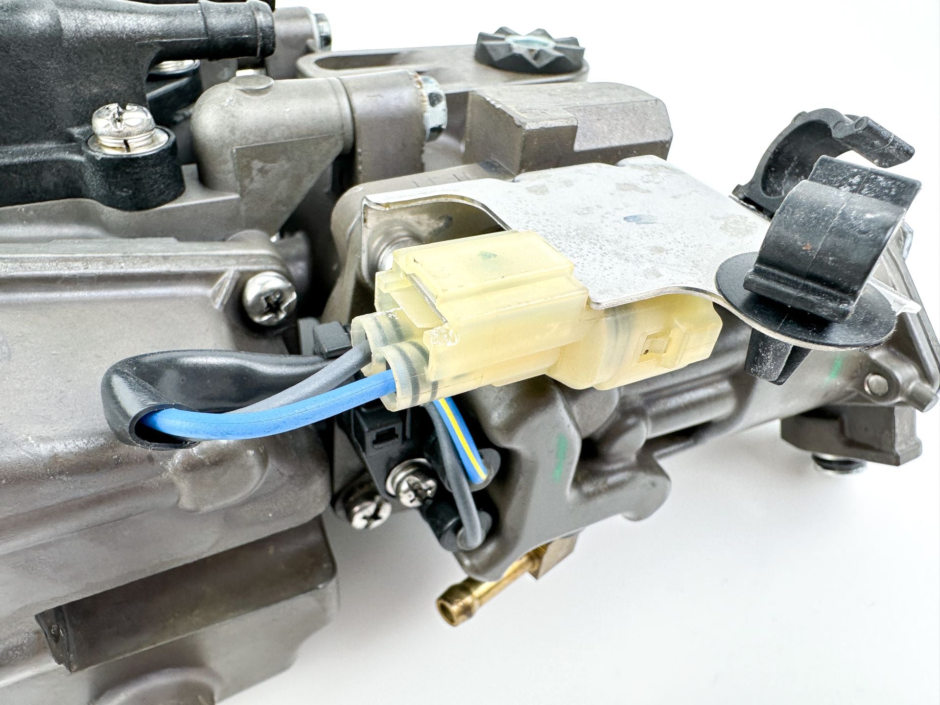 2016 Honda 150 HP 4 Stroke Outboard Vapor Separator Tank VST 16730-ZY6-063 OEM