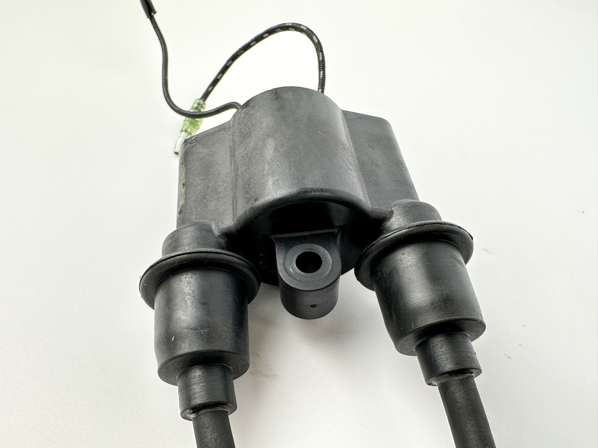 99-04 Yamaha 75 80 90 100HP 4 Stroke Outboard Ignition Coil Set 67F-85570-00-00