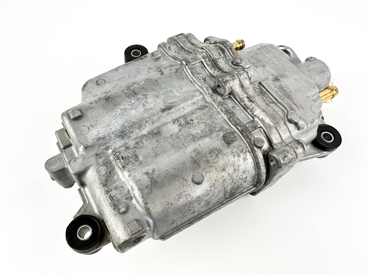 2009 Suzuki 100 HP 4 Stroke Outboard Vapor Separator Tank VST 15600-90J01 OEM