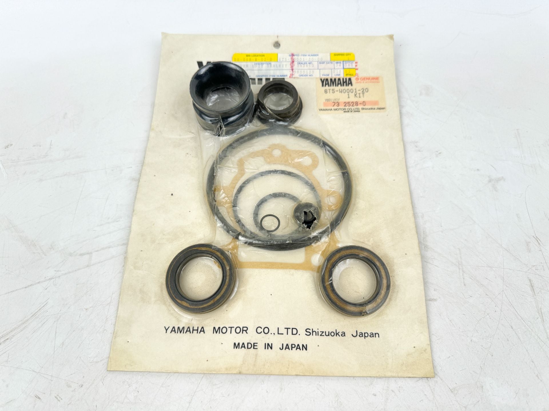 Yamaha Lower Unit Seal Kit 6T5-W0001-20-00 Brand New OEM