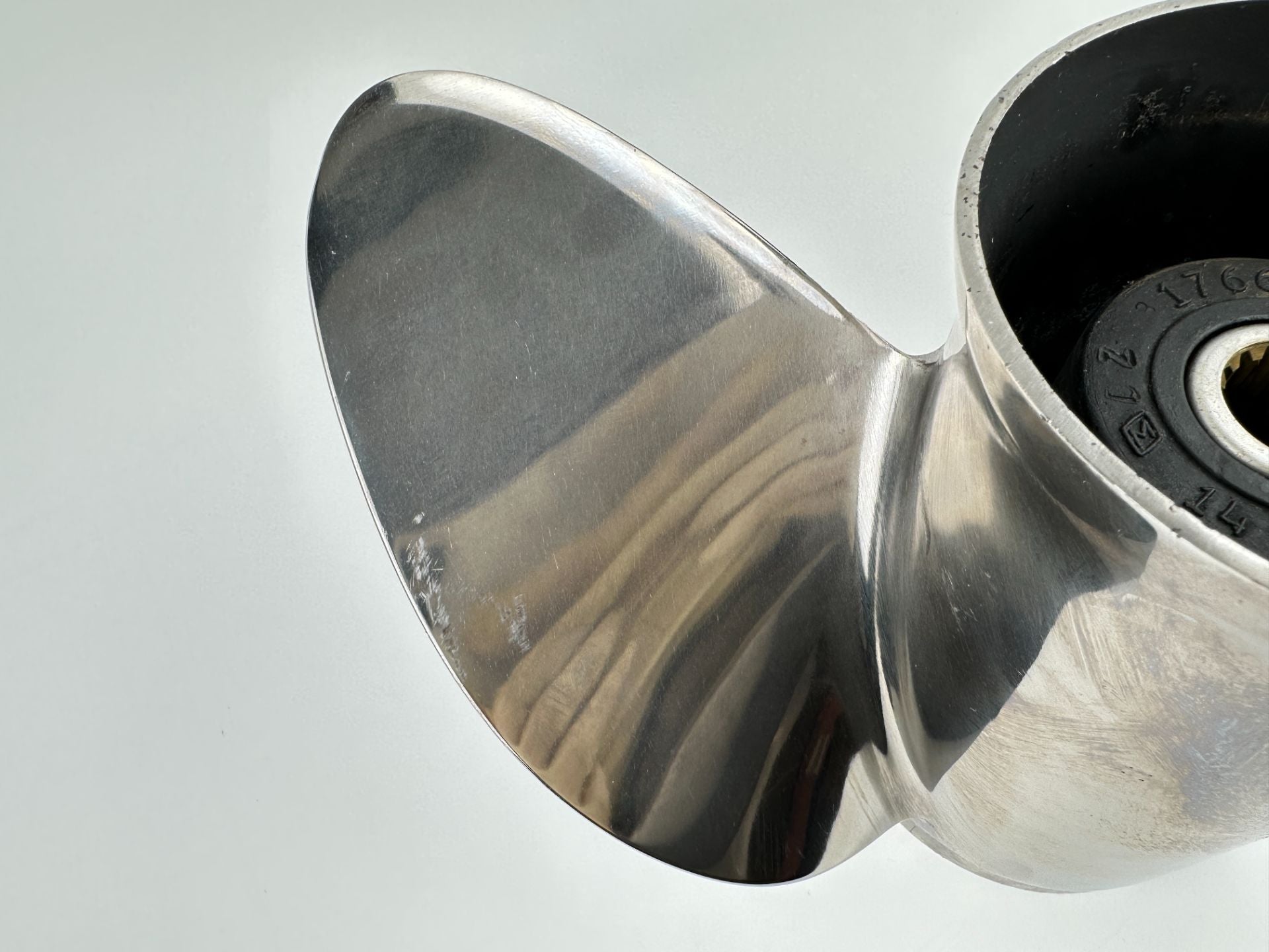 Evinrude Johnson Stainless Steel Viper Propeller LH Counter 14 3/4 x 19P 176630