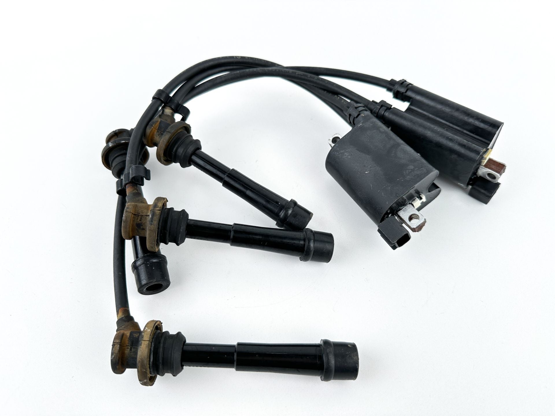 2006 Suzuki 90 HP 4 Stroke Outboard Ignition Coil Set 33410-90J00 OEM
