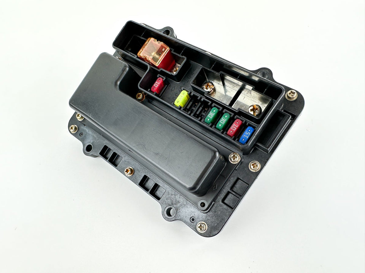 2014 Yamaha 200 HP 4 Stroke Outboard Fuse Box 6DA-82170-00-00 OEM