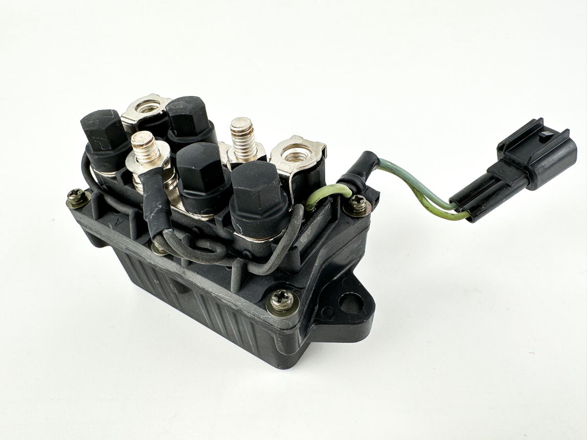 2004 Yamaha 150 HP 2 Stroke Outboard Trim Tilt Relay 68F-81950-01-00 OEM