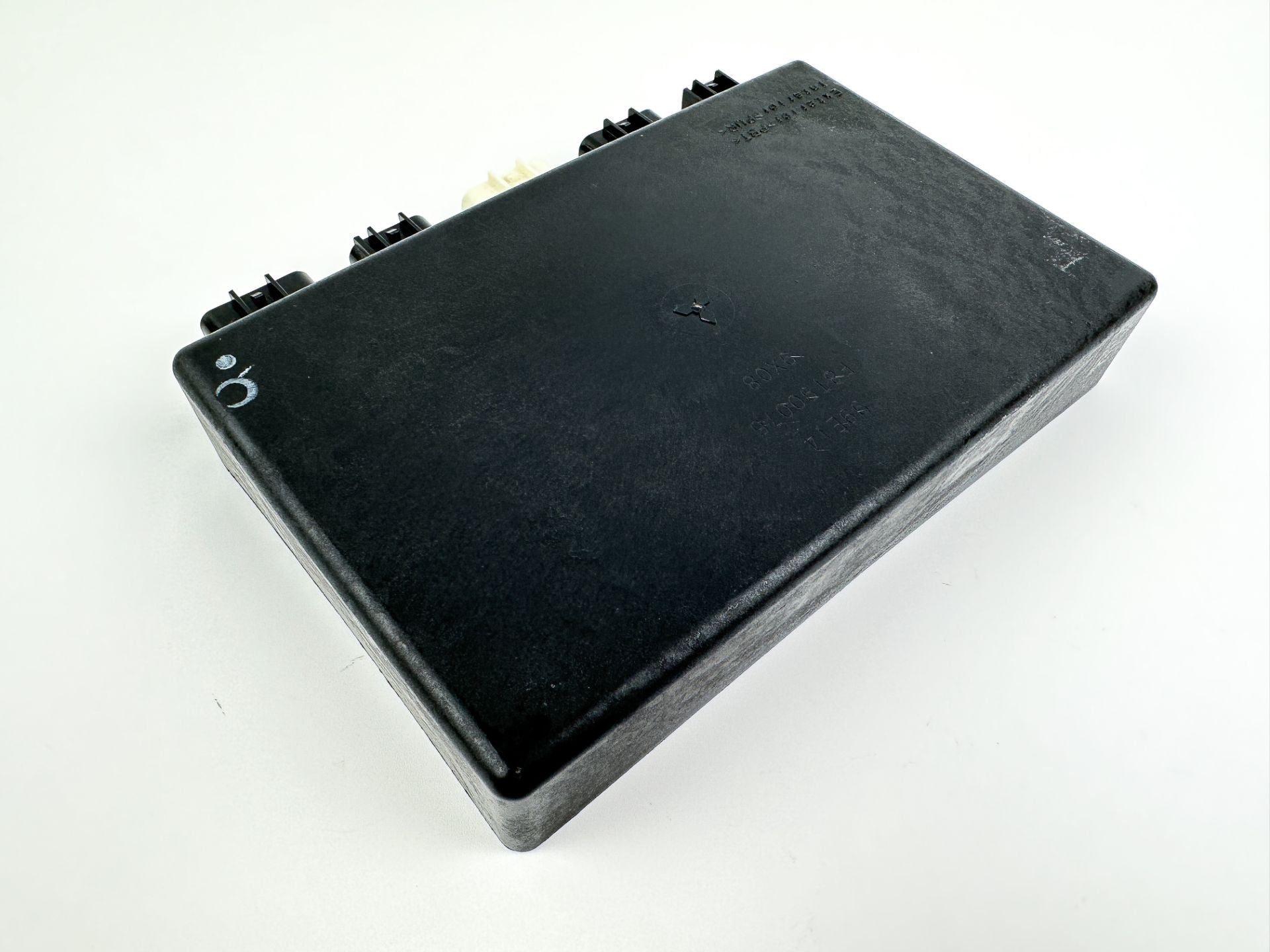 2000 Suzuki 70 HP 4 Stroke Outboard Engine Control Unit ECU 33920-99E14 Tested