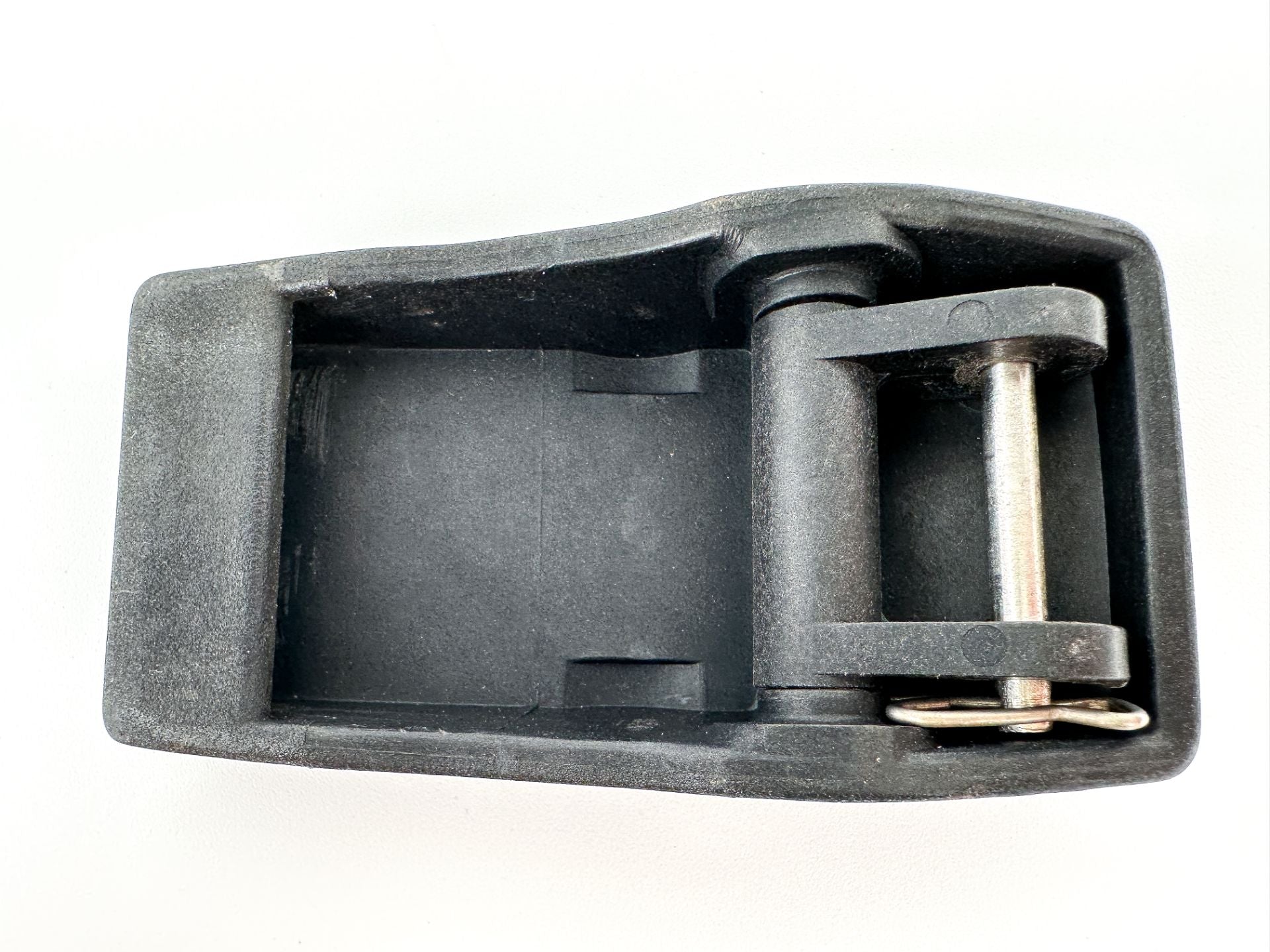 2008 Suzuki 50 HP 4 Stroke Outboard Back Latch Handle 61610-90L00 OEM