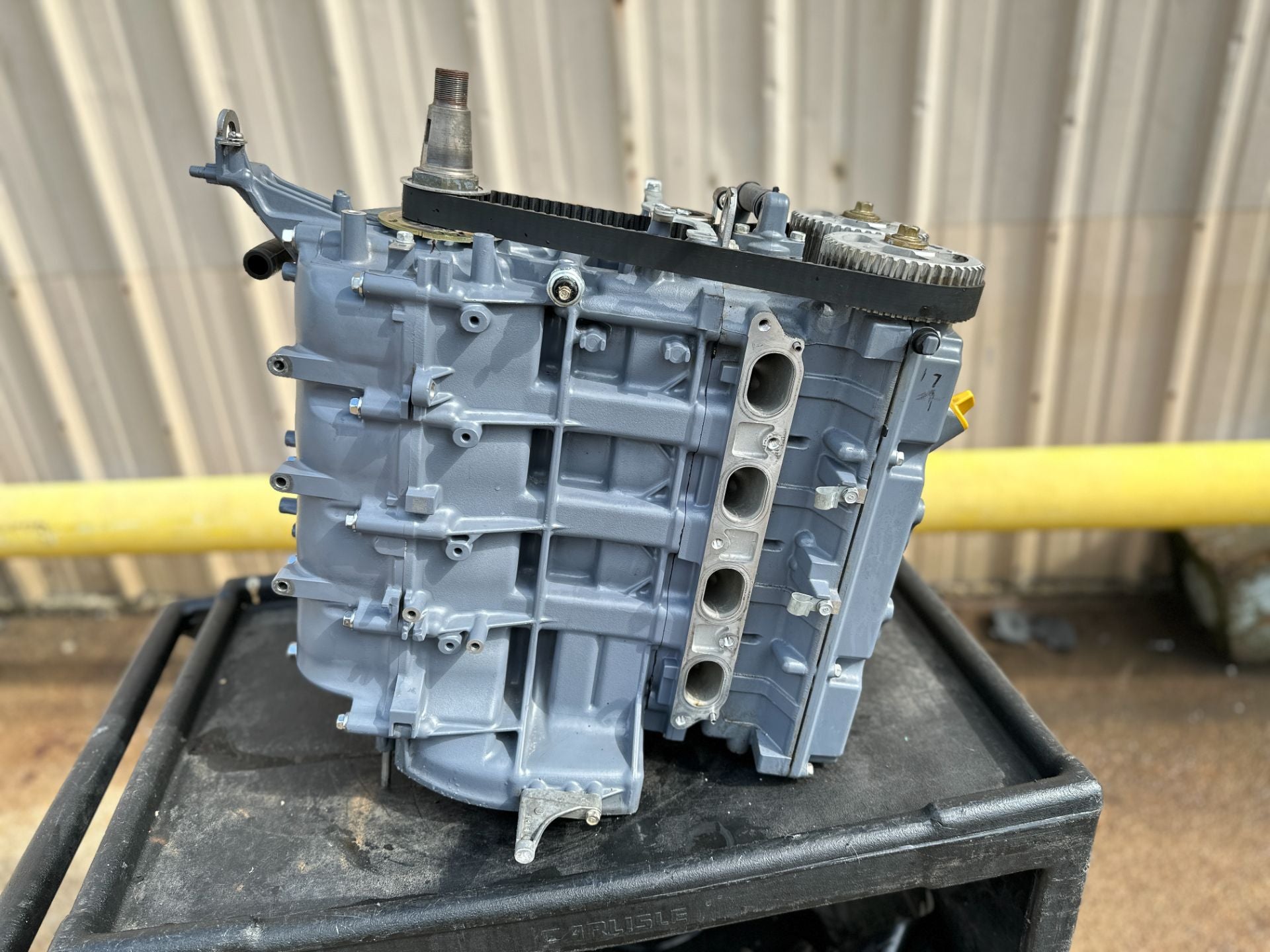2001 - 2004 Yamaha F 80 90 100 HP 4 Stroke Outboard Powerhead Crankcase Assembly