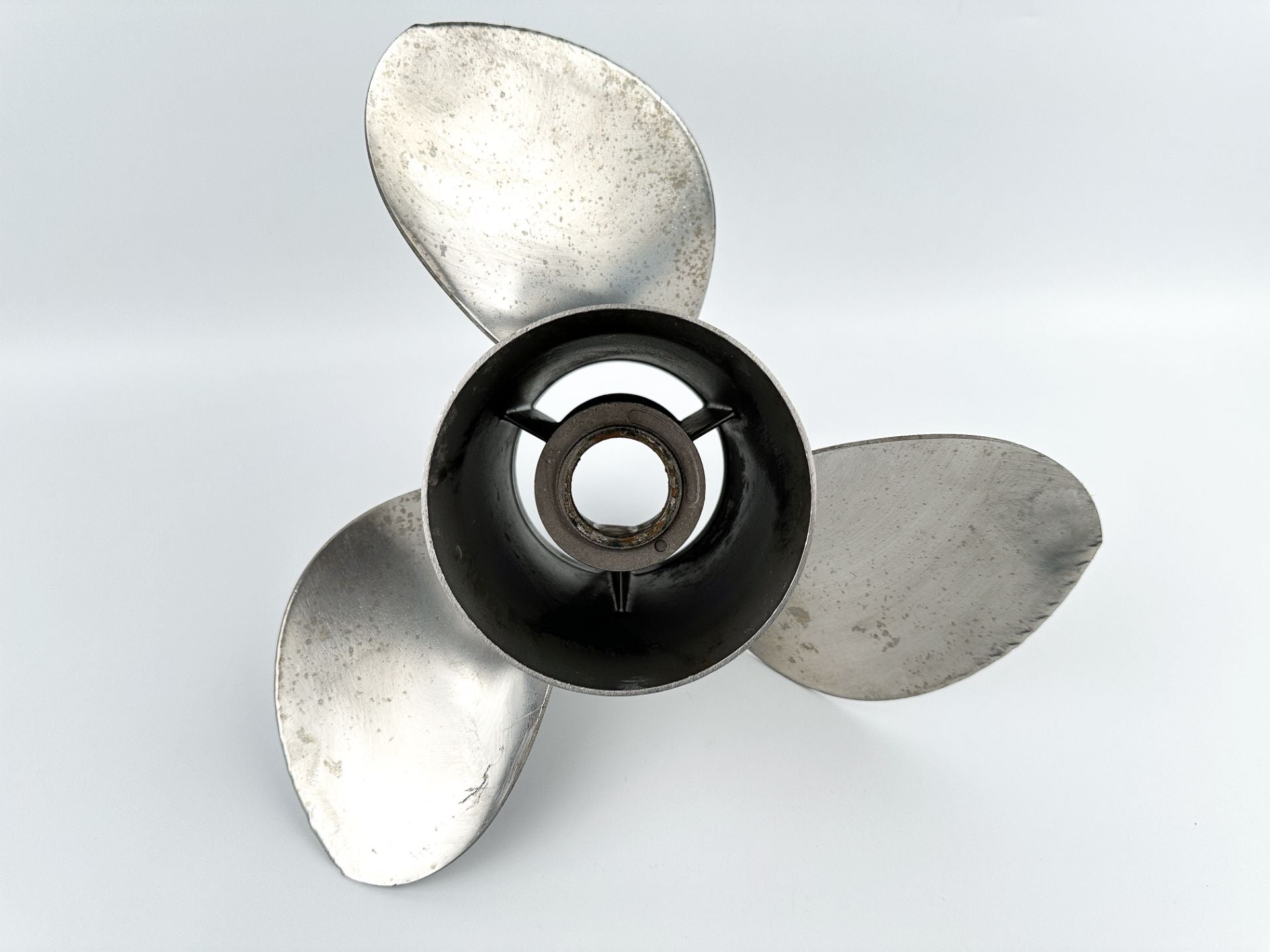 Mercury Vengeance Stainless Steel Propeller Prop 14" x 19P 3 Blade RH