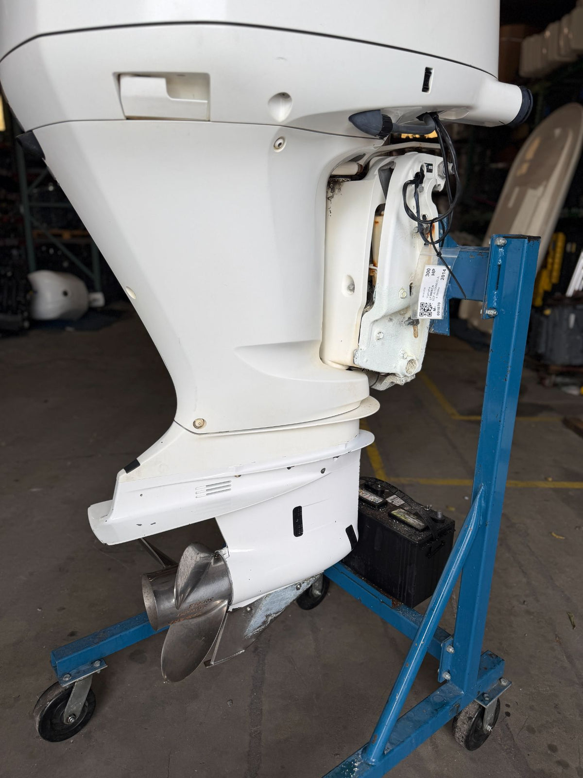 2014 Yamaha F300 300HP 4 Stroke Outboard Engine W/ 25" Shaft 1110 Hours
