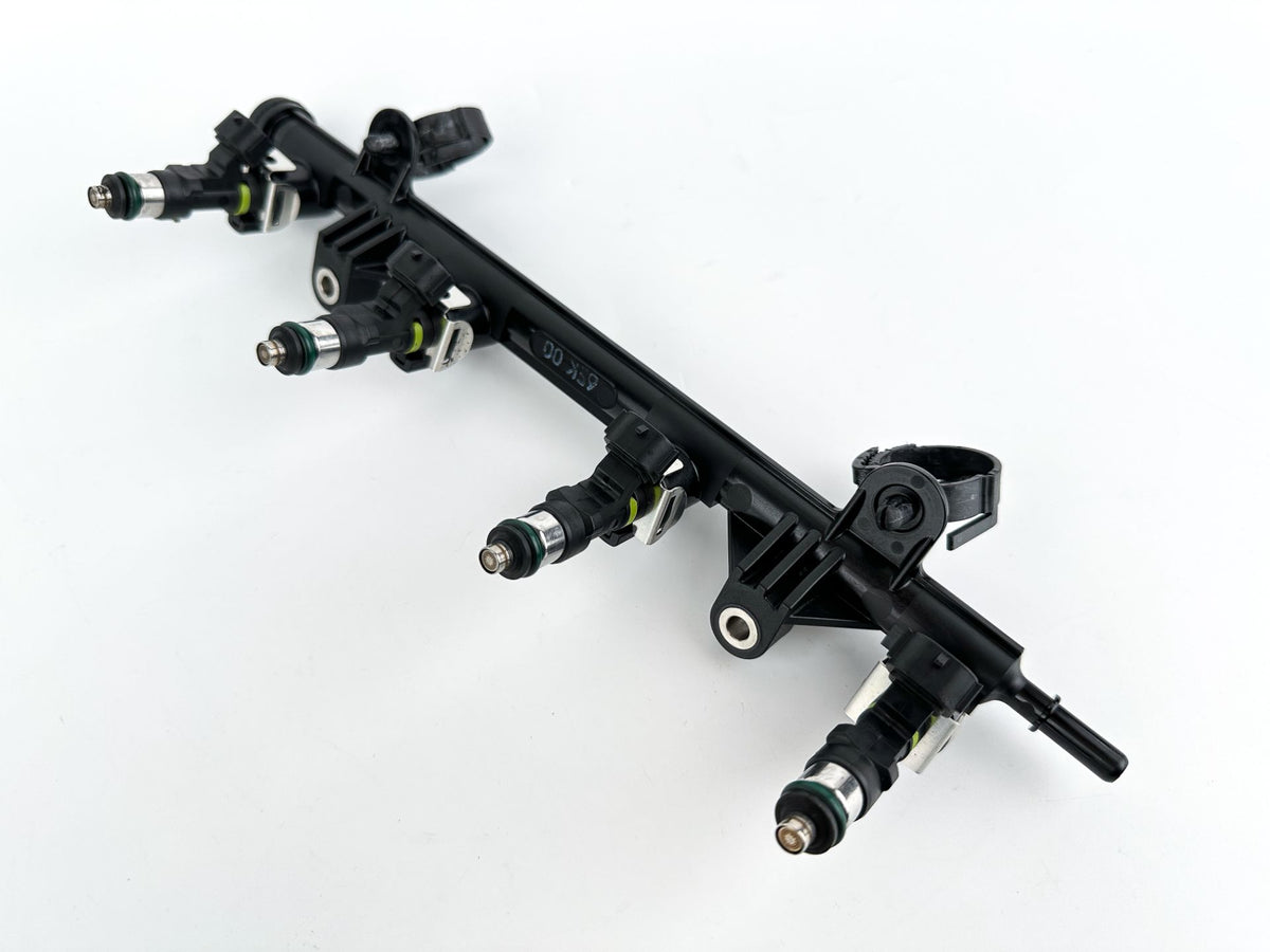 2019 Yamaha 115 HP 4 Stroke Outboard Fuel Injector Set W/ Rail 6EK-13160-00-00 OEM