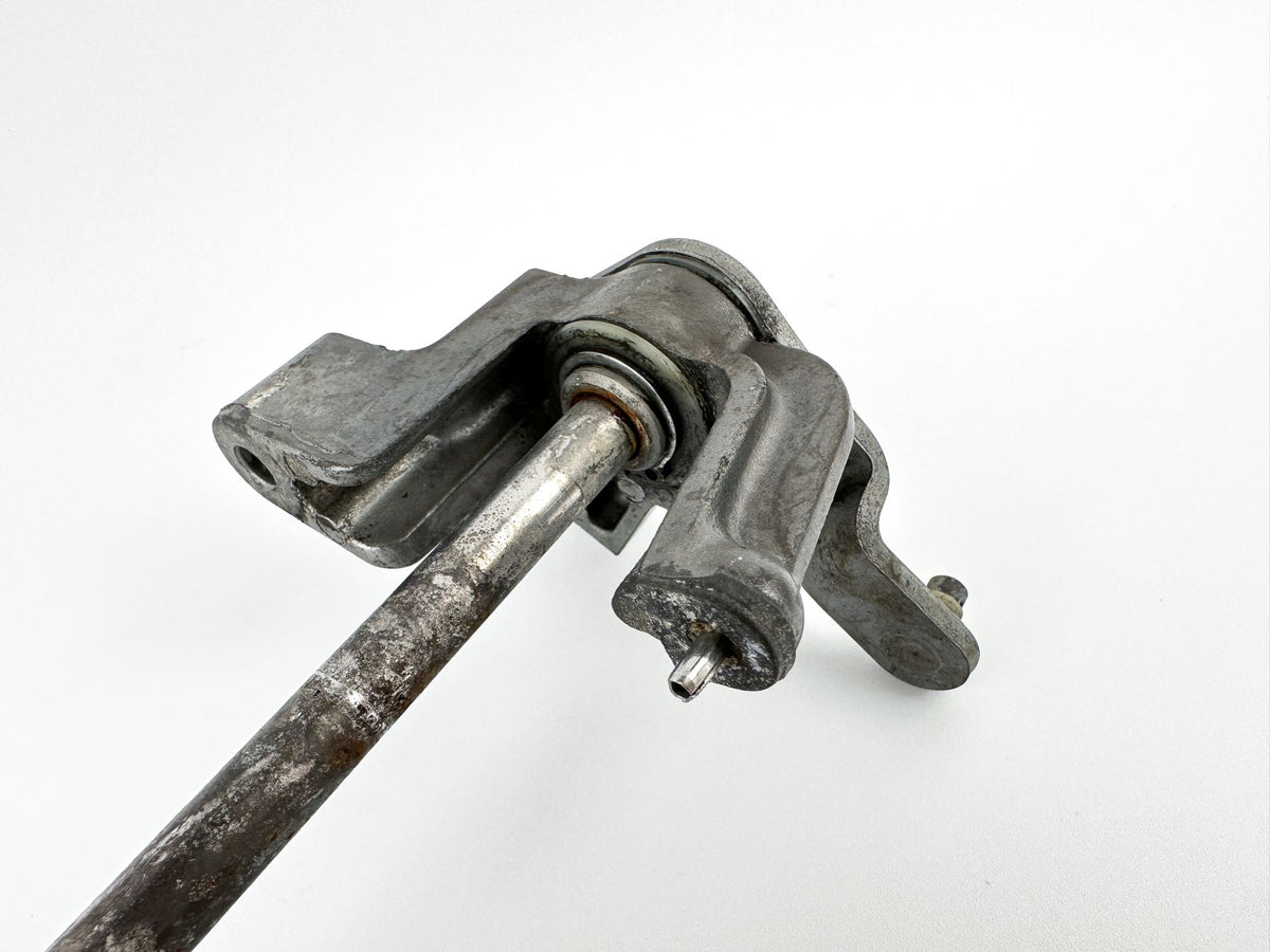 2015 Yamaha 150 HP 4 Stroke Outboard Shift Shaft 6DA-44120-11-00 OEM