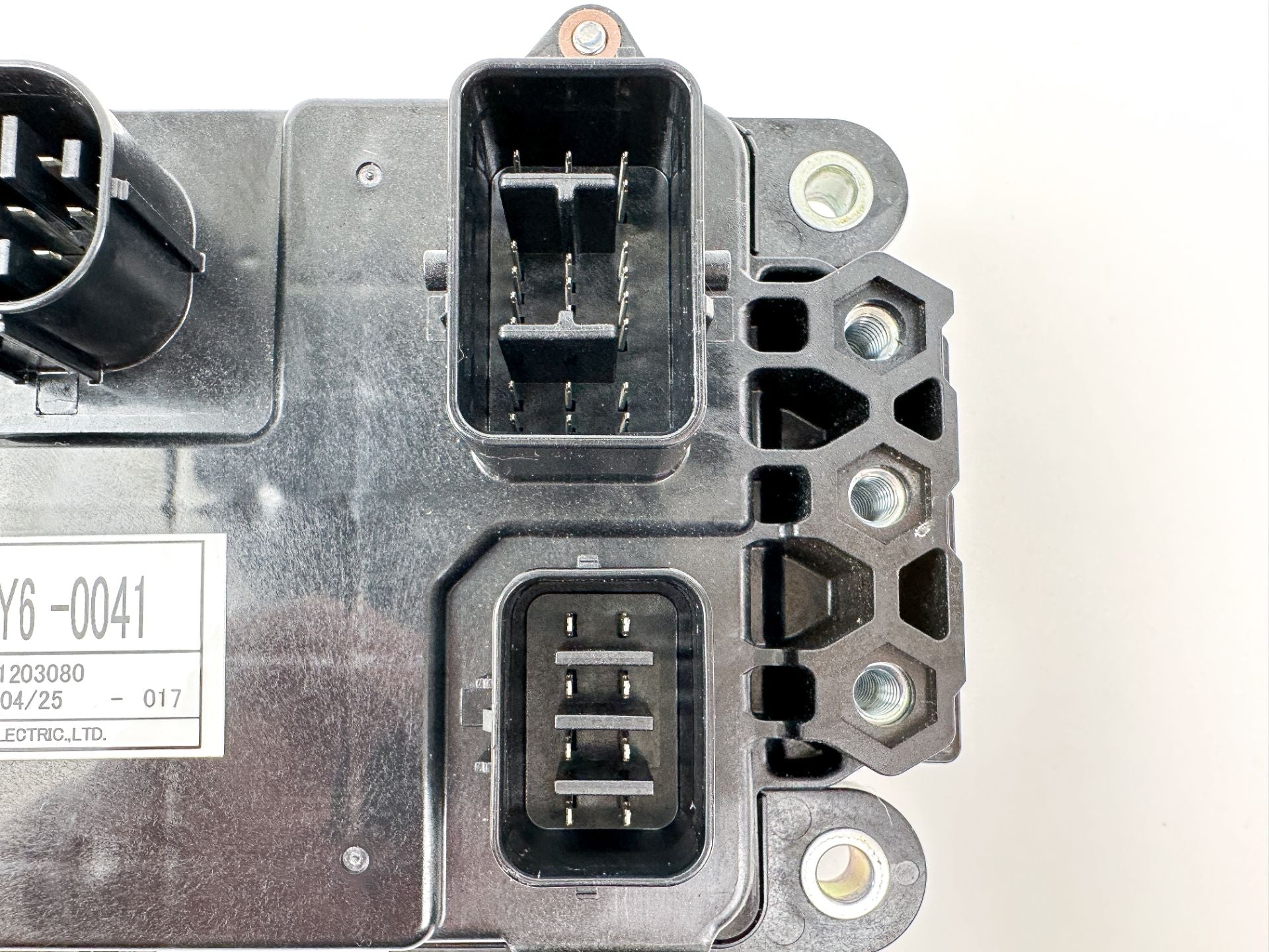 2016 Honda 150 HP 2 Stroke Outboard Fuse Box junction 32370-ZY6-004 OEM