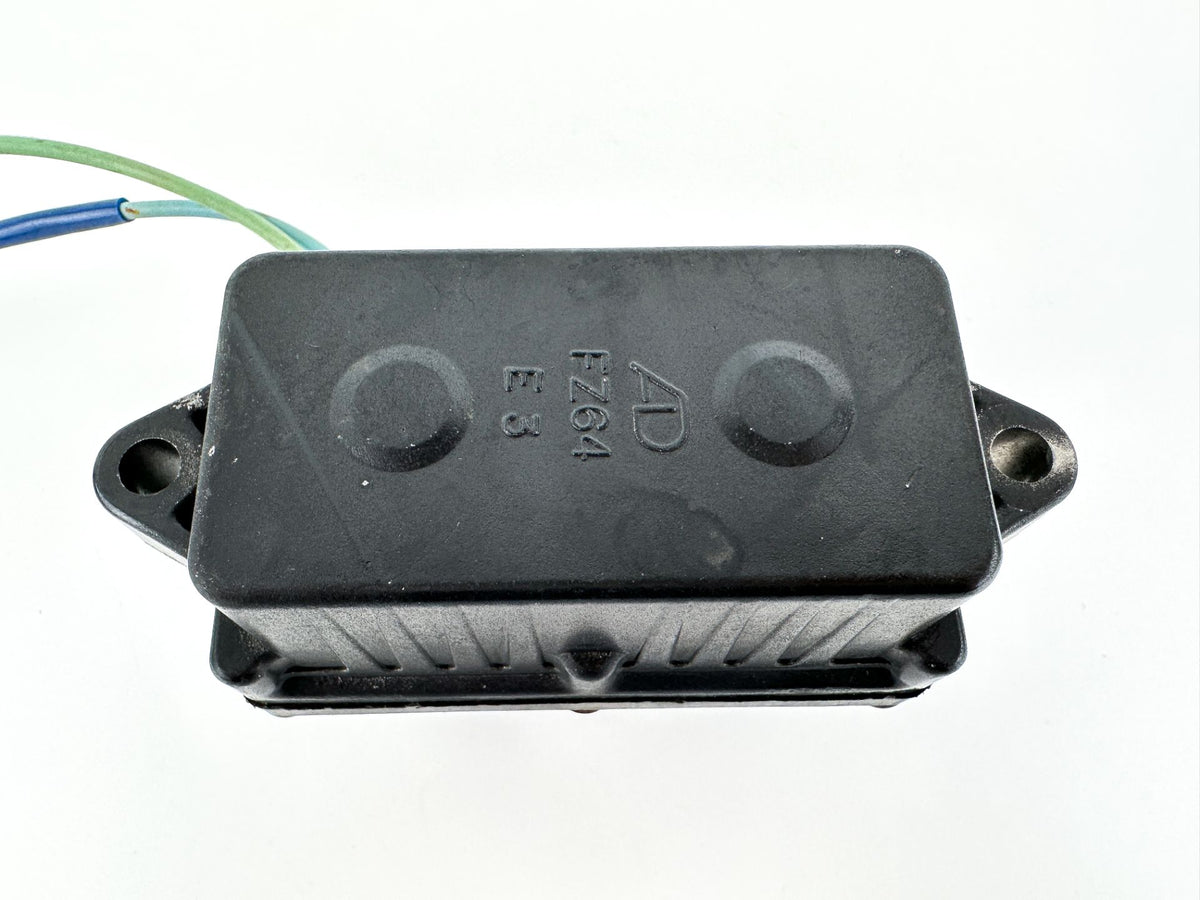 2002 Yamaha 50 HP 2 Stroke Outboard Trim Tilt Relay 6H1-81950-00-00 OEM