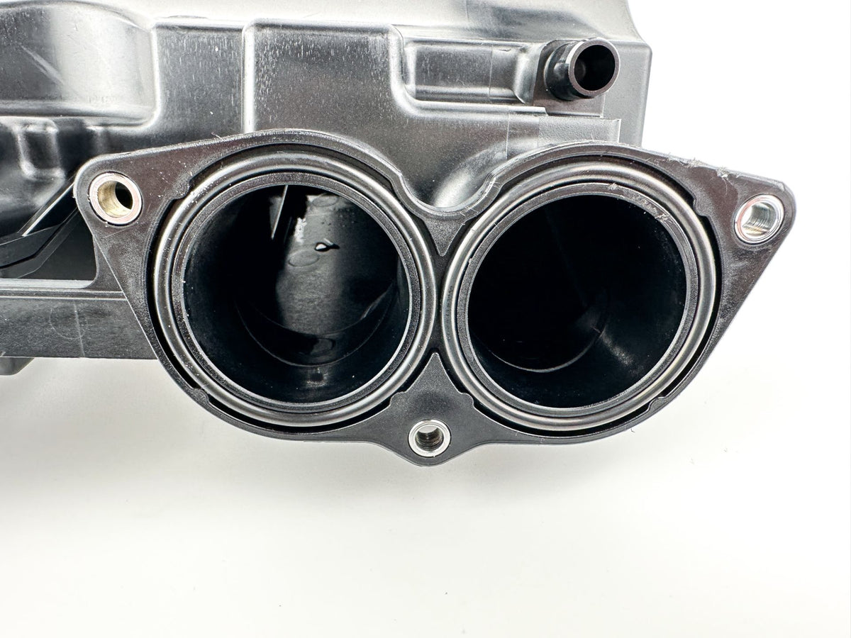 2020 Yamaha 150 HP 4 Stroke Outboard Intake Air Silencer Assembly 63P-14440-00-00 OEM