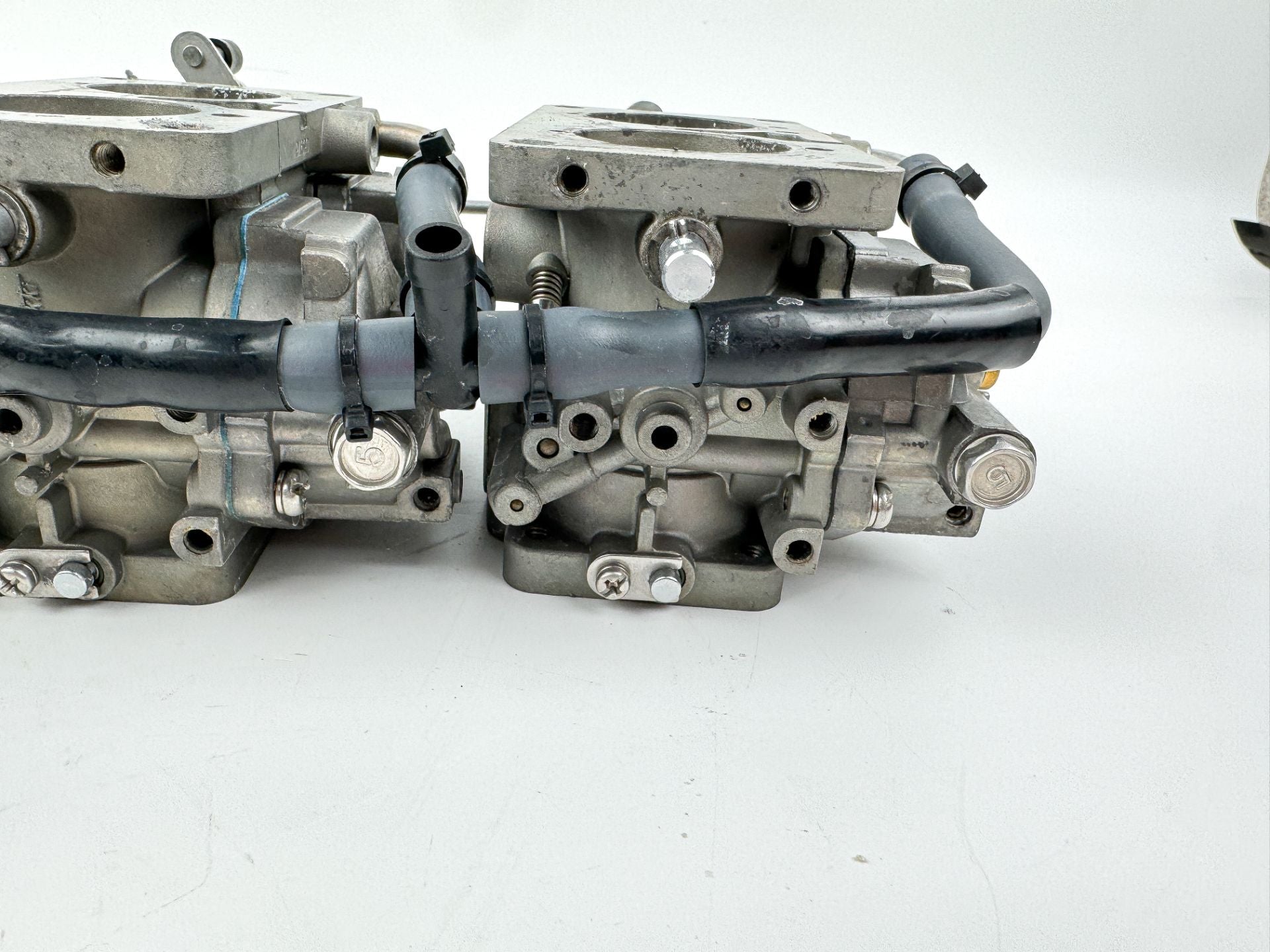 1996 Yamaha 150 HP 2 Stroke Outboard Carburetor Set - Parts