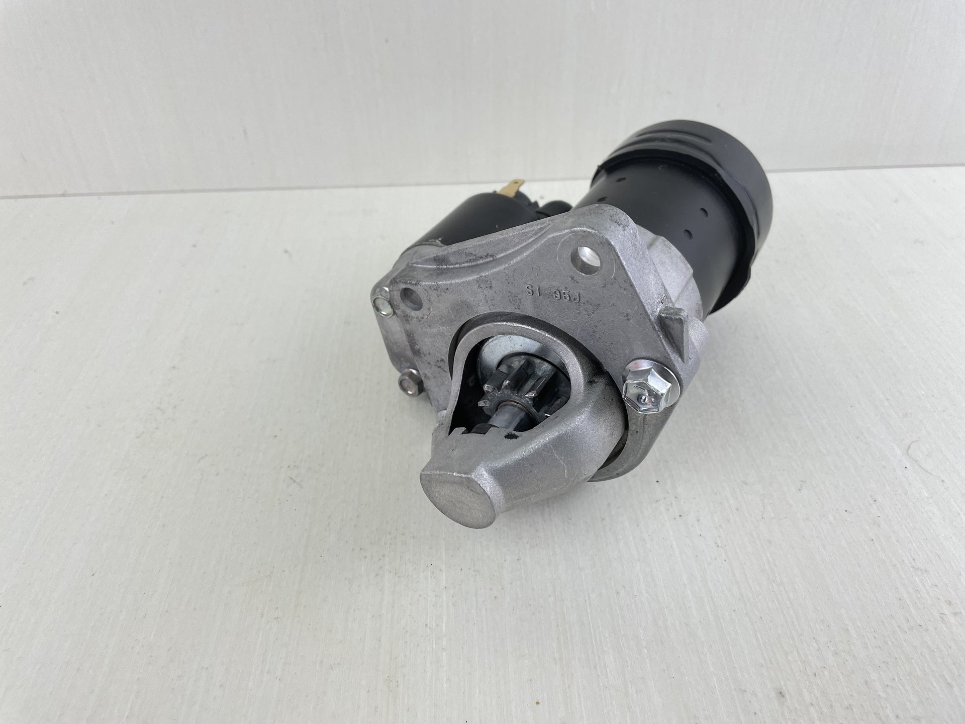 06-2011 Suzuki DF 25 HP Outboard Starter Motor Assembly 31100-95J01