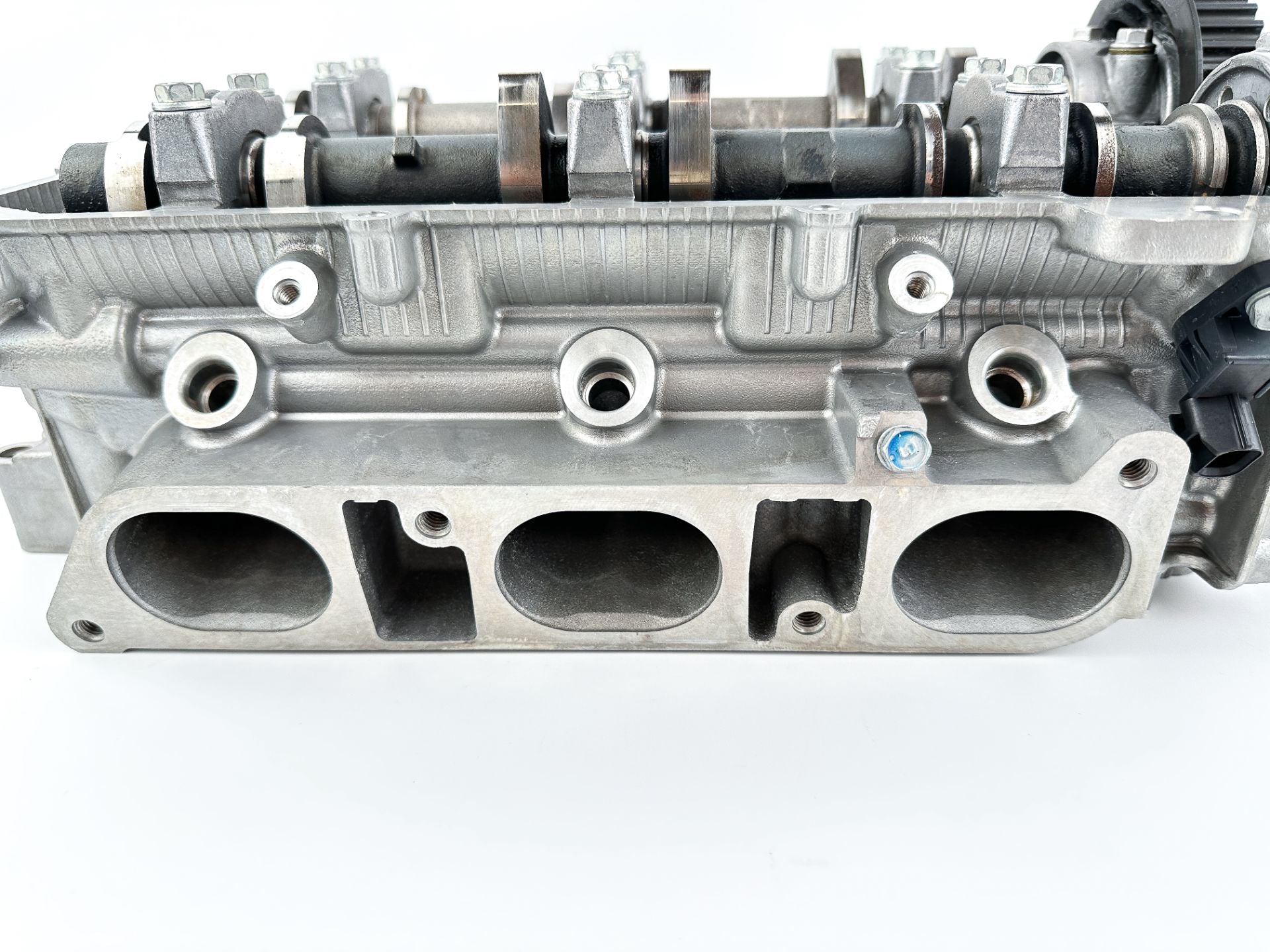 Yamaha 200 225 250 HP Starboard Cylinder Head 6CB-W009A-00-00 2010 - 2014