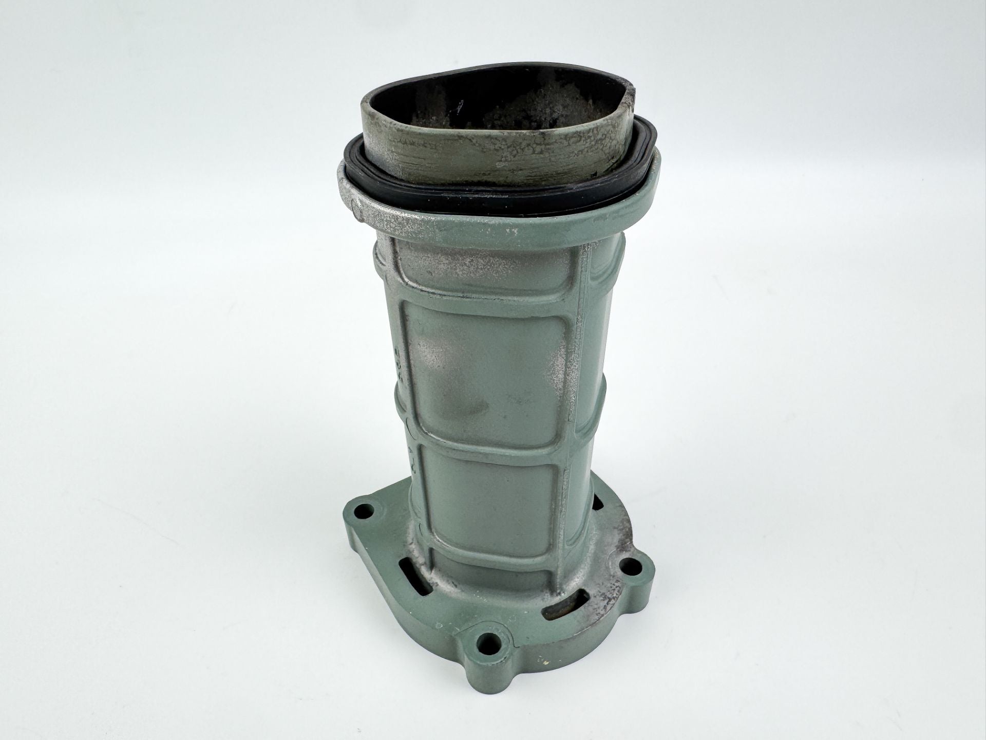 04-2014 Yamaha 150 175 200 HP 4 Stroke Manifold Extension 63P-41131-00-5B