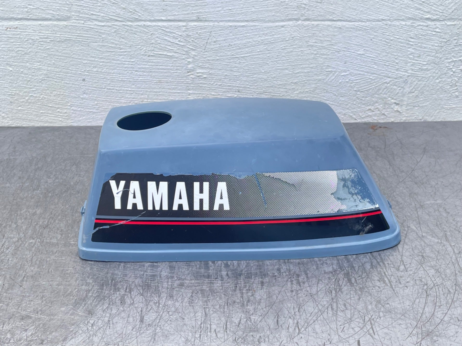 Yamaha 3 HP 3HP Outboard Engine 2 Stroke Top Cover Cowling Hood Assembly