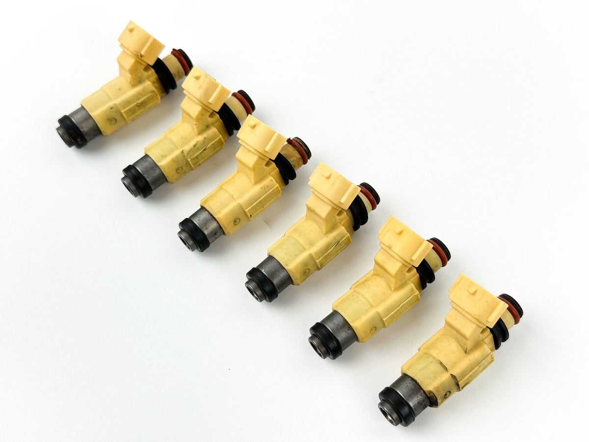 2004 Yamaha 225 HP 4 Stroke Outboard Fuel Injector Set 69J-13761-00-00 OEM