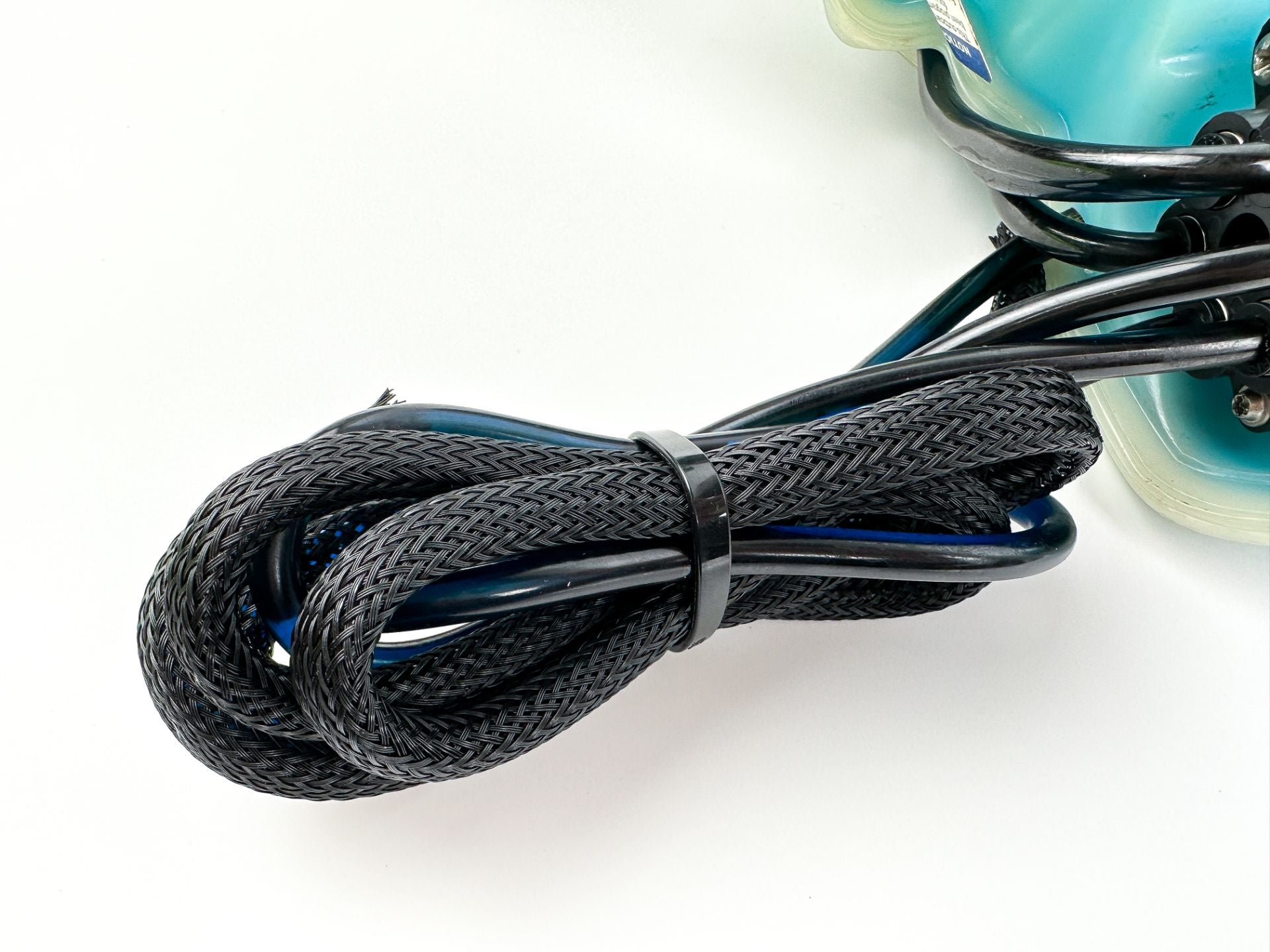 2013 Evinrude 75 HP 2 Stroke Outboard Oil Tank W/ Pump 5007915 OEM