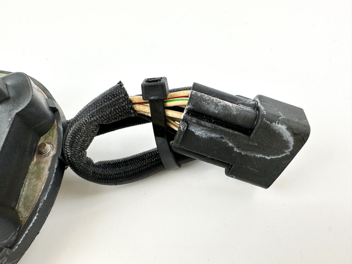 2004 Yamaha 150 HP 2 Stroke Outboard Coil Pulser 60V-85580-00-00 OEM