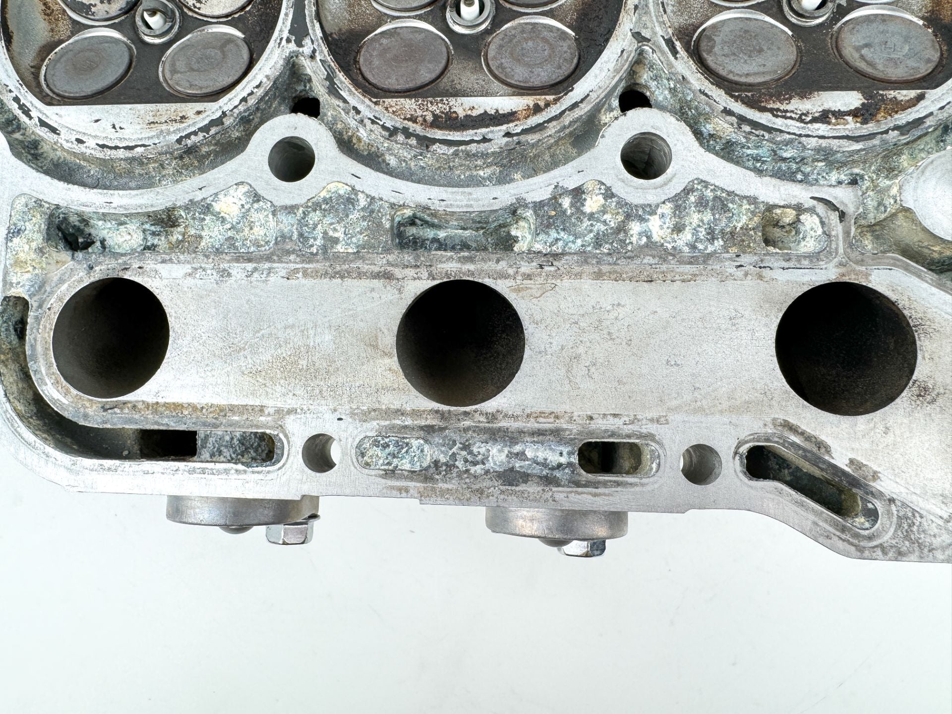 2016 Suzuki 40 HP 4 Stroke Outboard Cylinder Head 11100