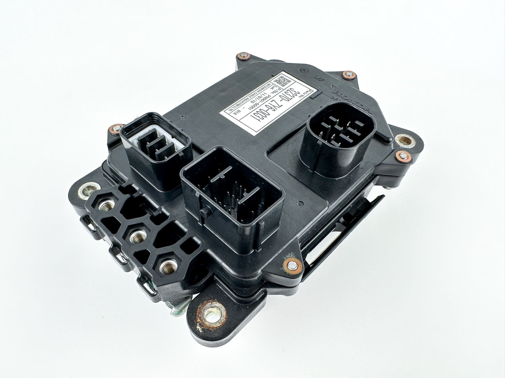 2011 Honda 135 HP 4 Stroke Outboard Fuse Box 32370-ZY6-004 OEM