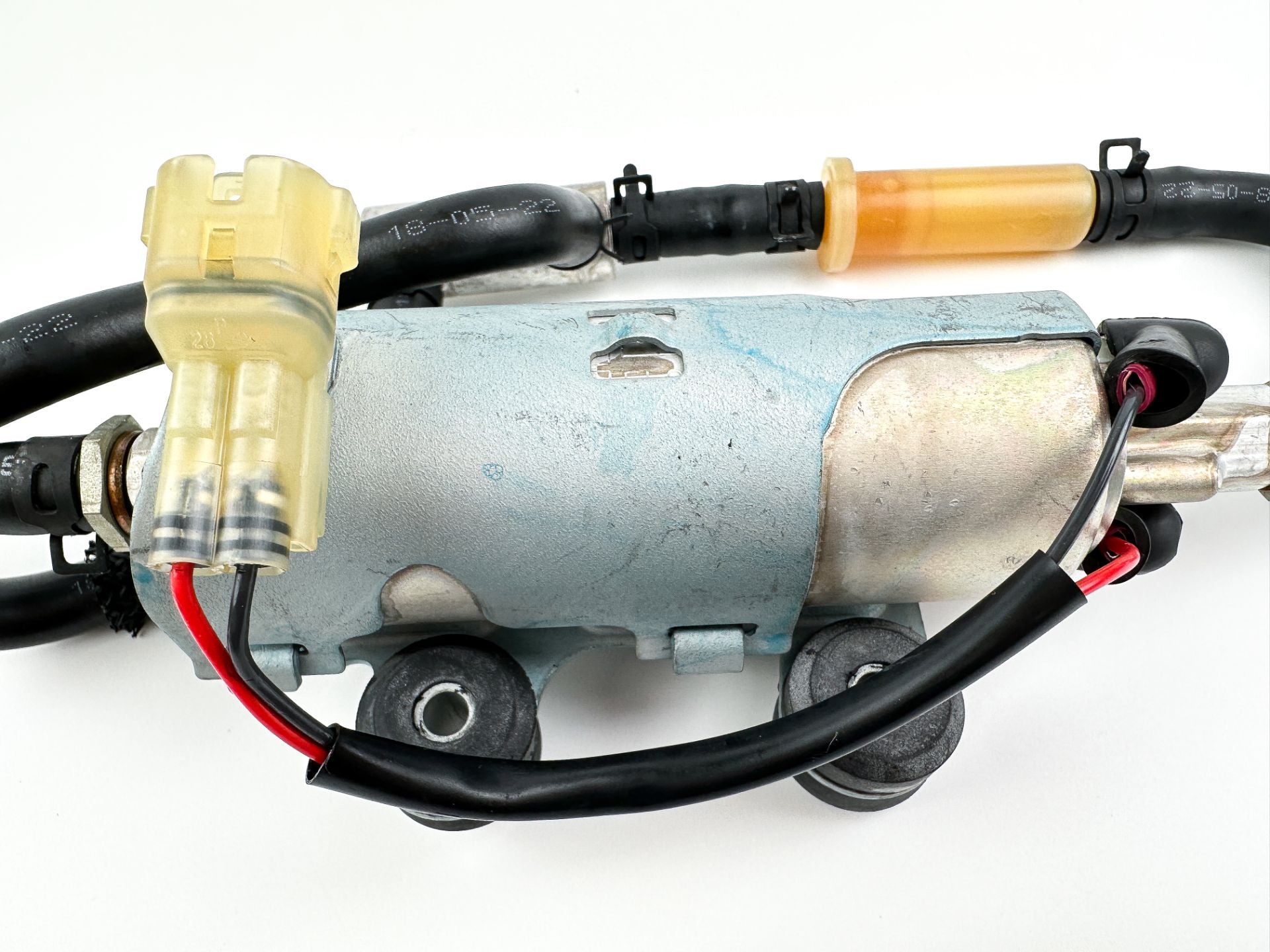 Suzuki 200 225 250 300 350 HP Outboard Low Pressure Lift Fuel Pump 15100-94900 Tested